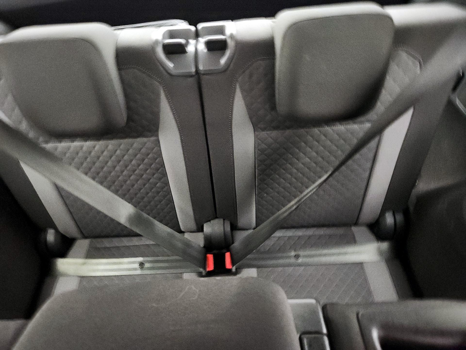 Thumbnail: 2020 Volkswagen Tiguan - 20