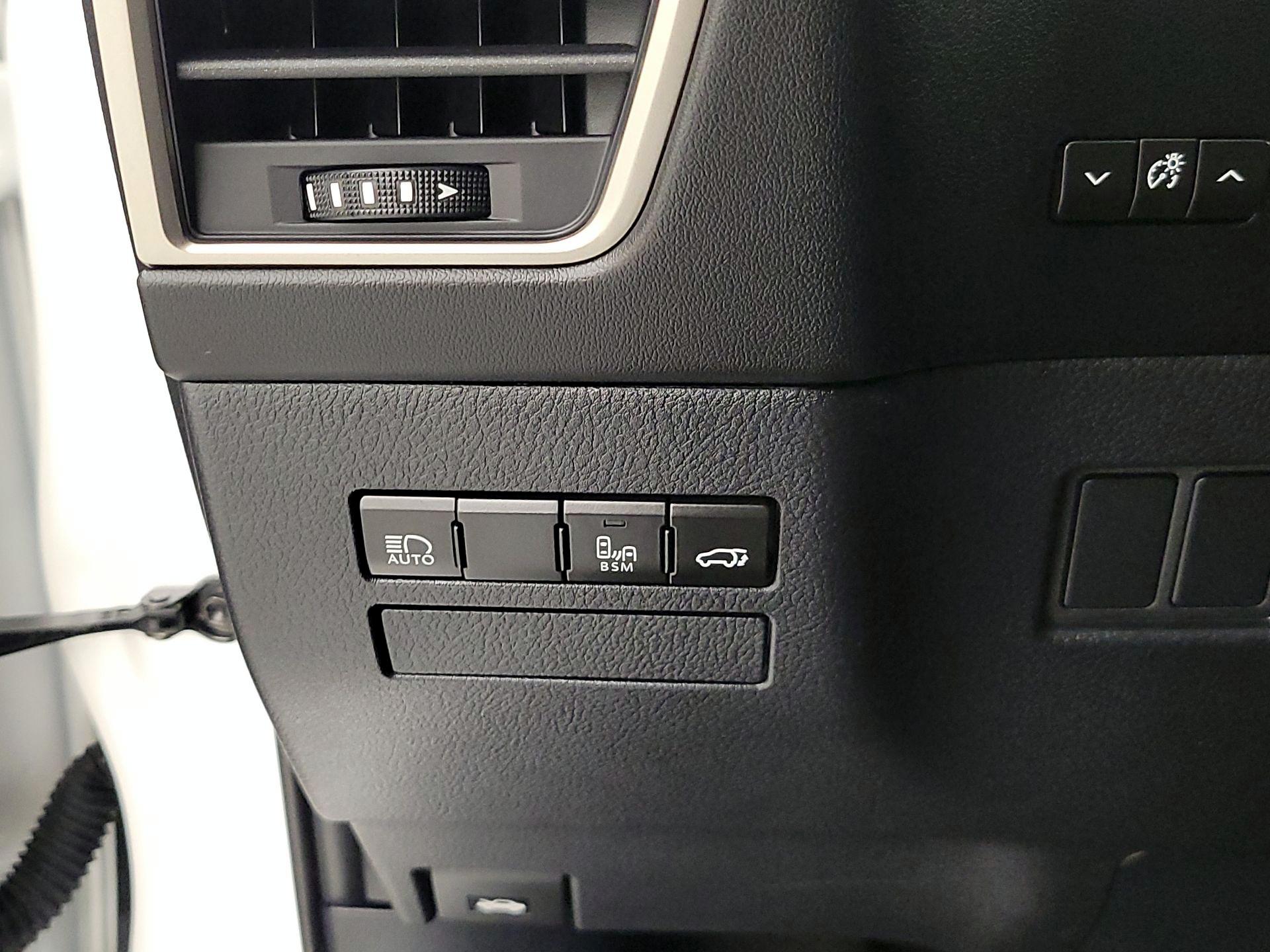 Thumbnail: 2020 Lexus NX - 13