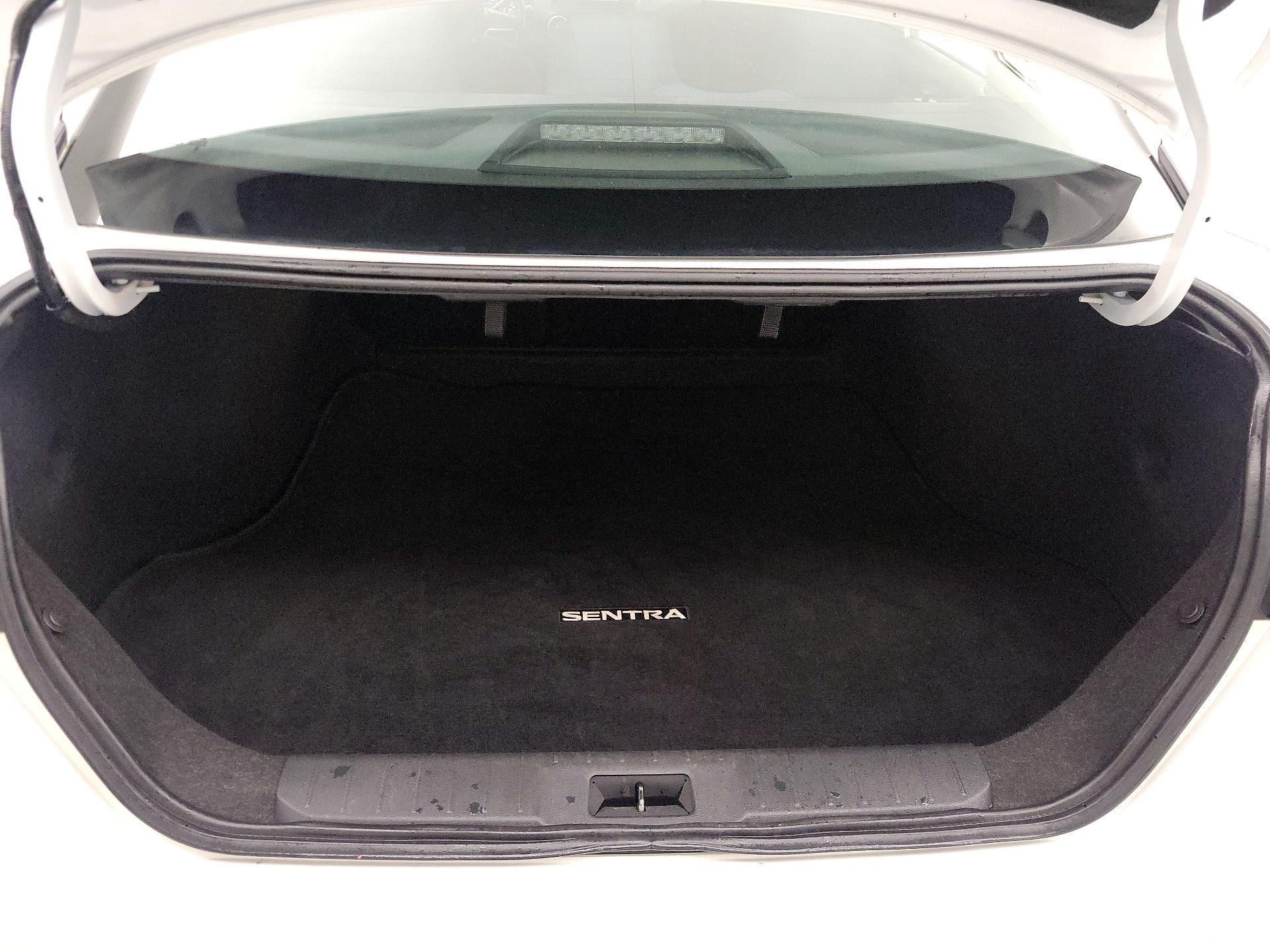 Thumbnail: 2023 Nissan Sentra - 20