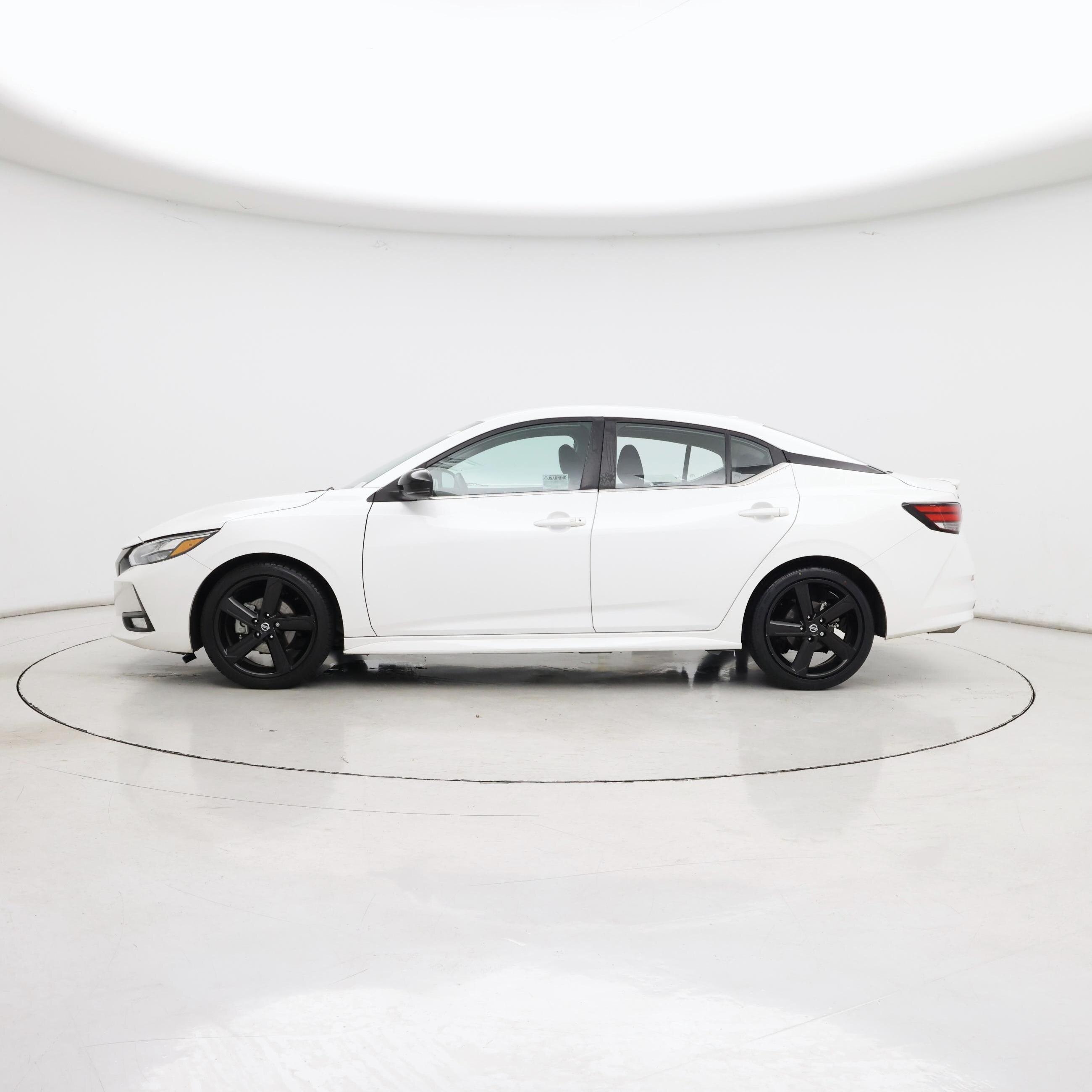 Thumbnail: 2023 Nissan Sentra - 3