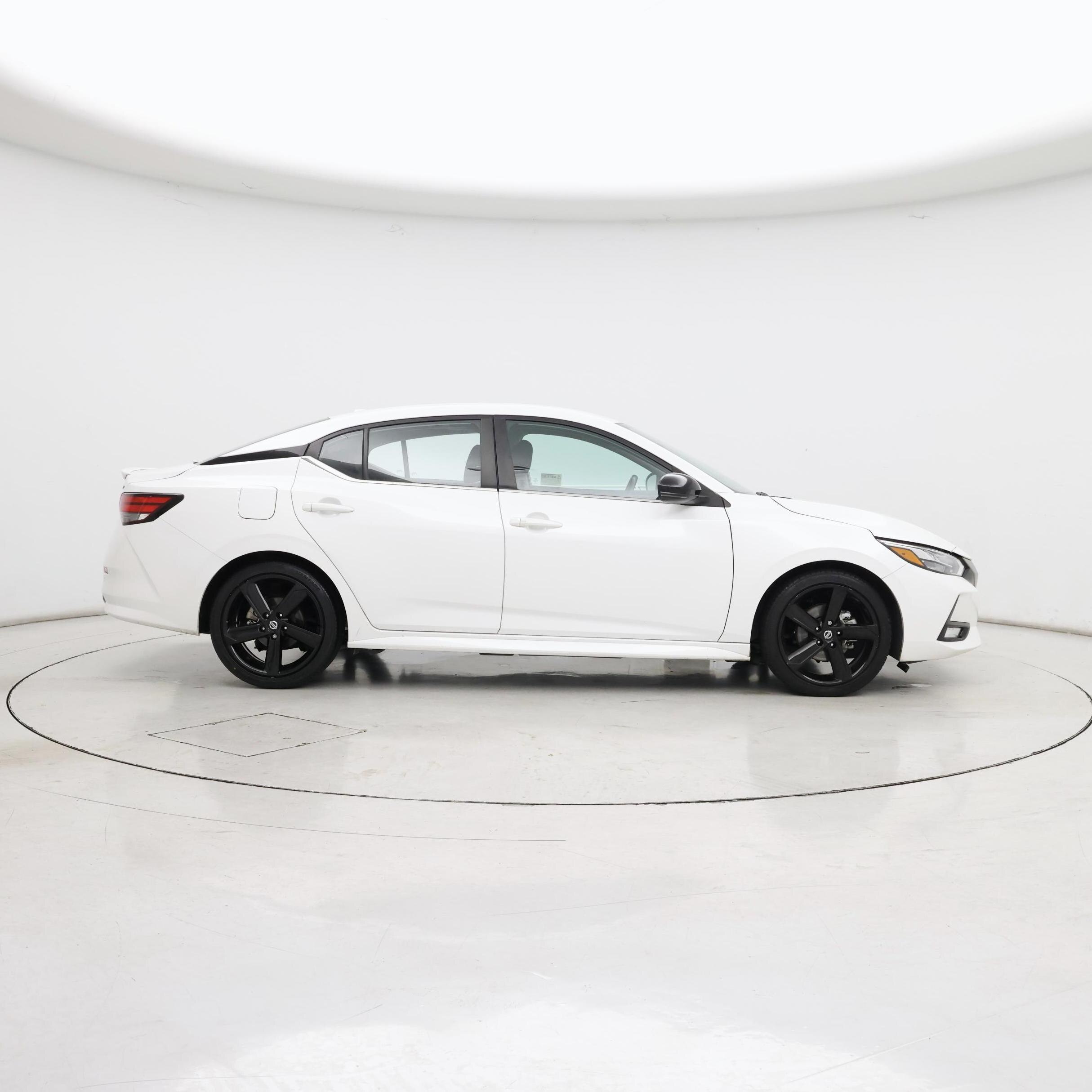 Thumbnail: 2023 Nissan Sentra - 7