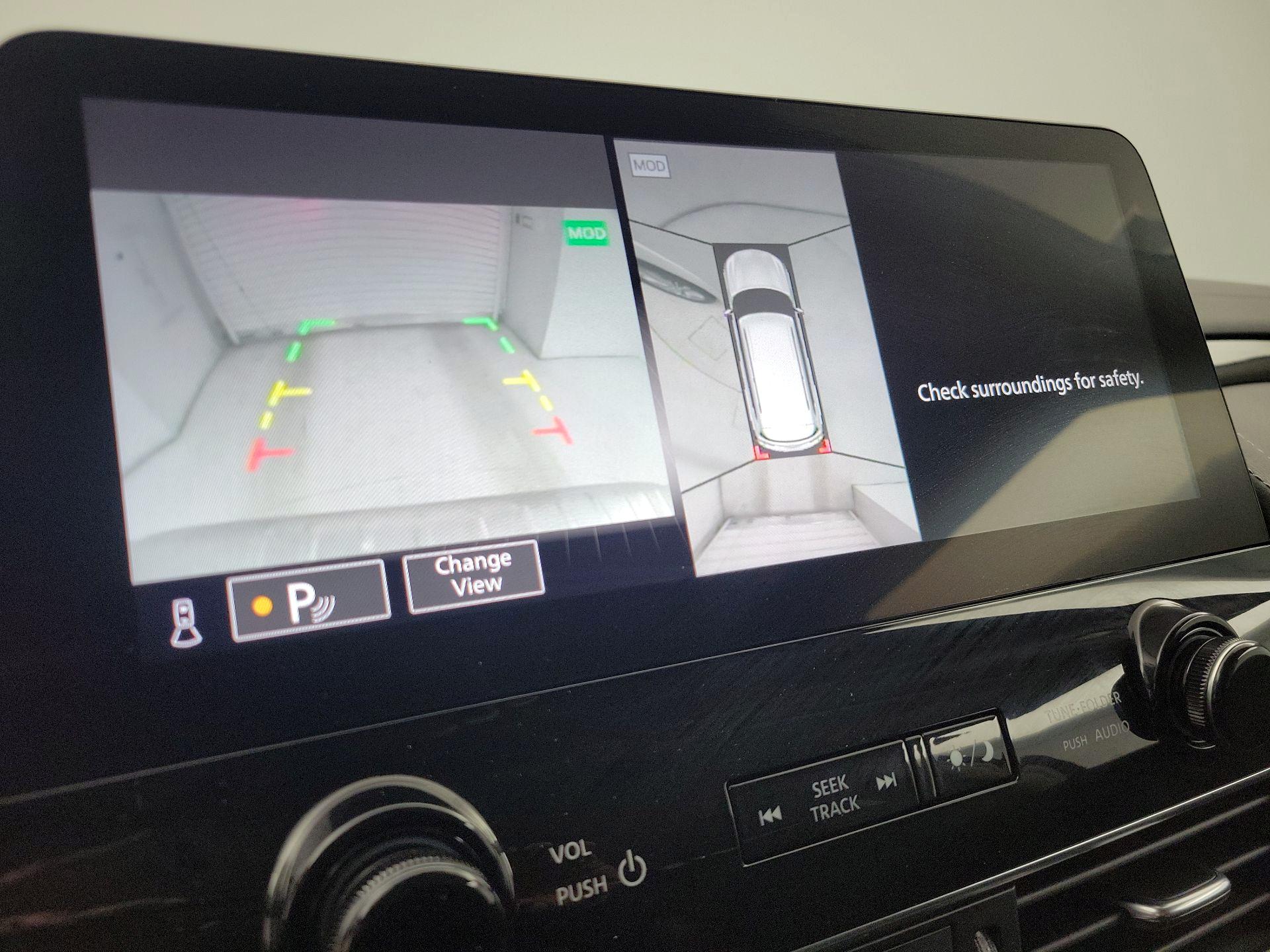 Thumbnail: 2022 INFINITI QX80 - 14