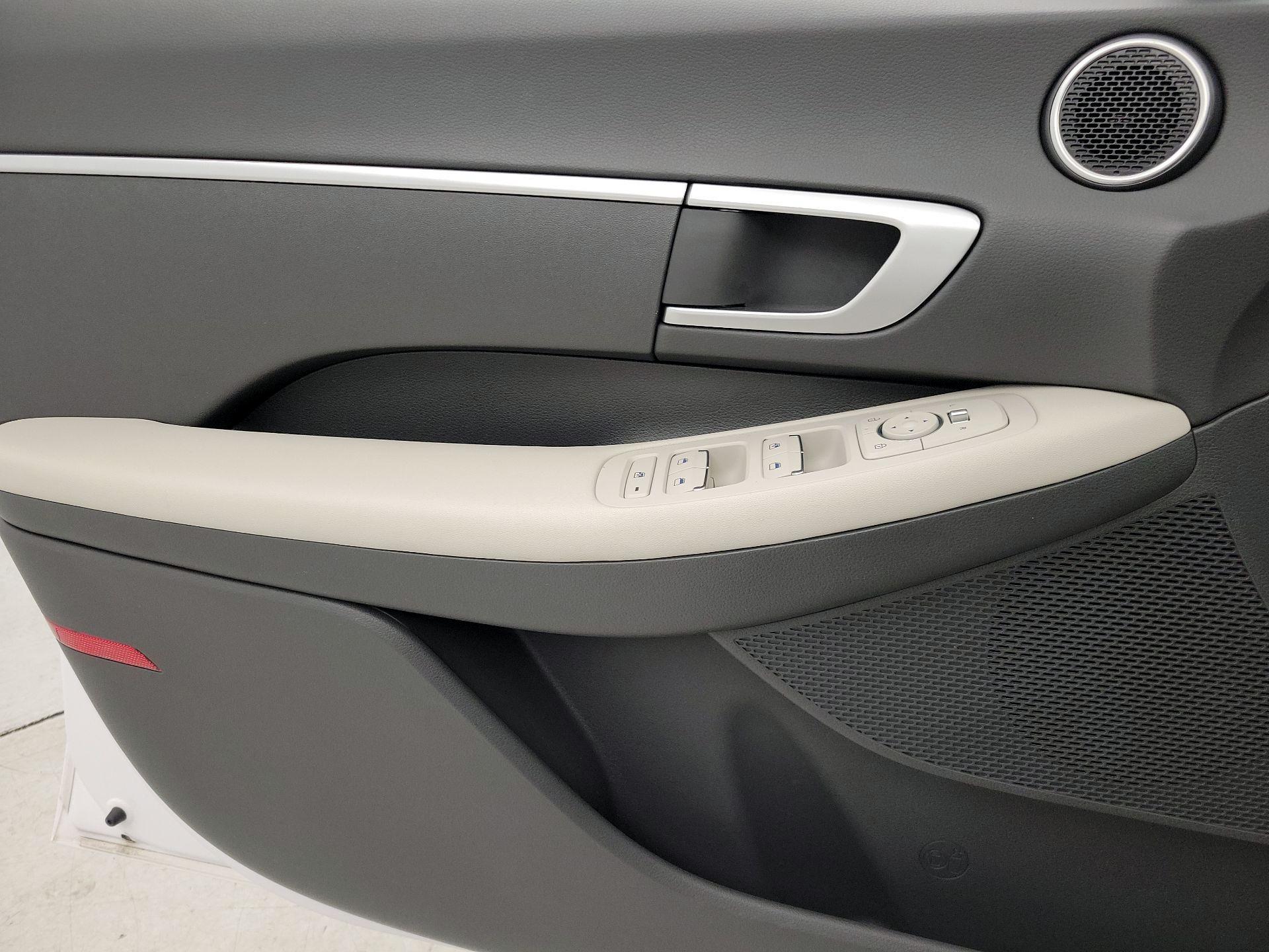 Thumbnail: 2025 Hyundai Sonata - 12