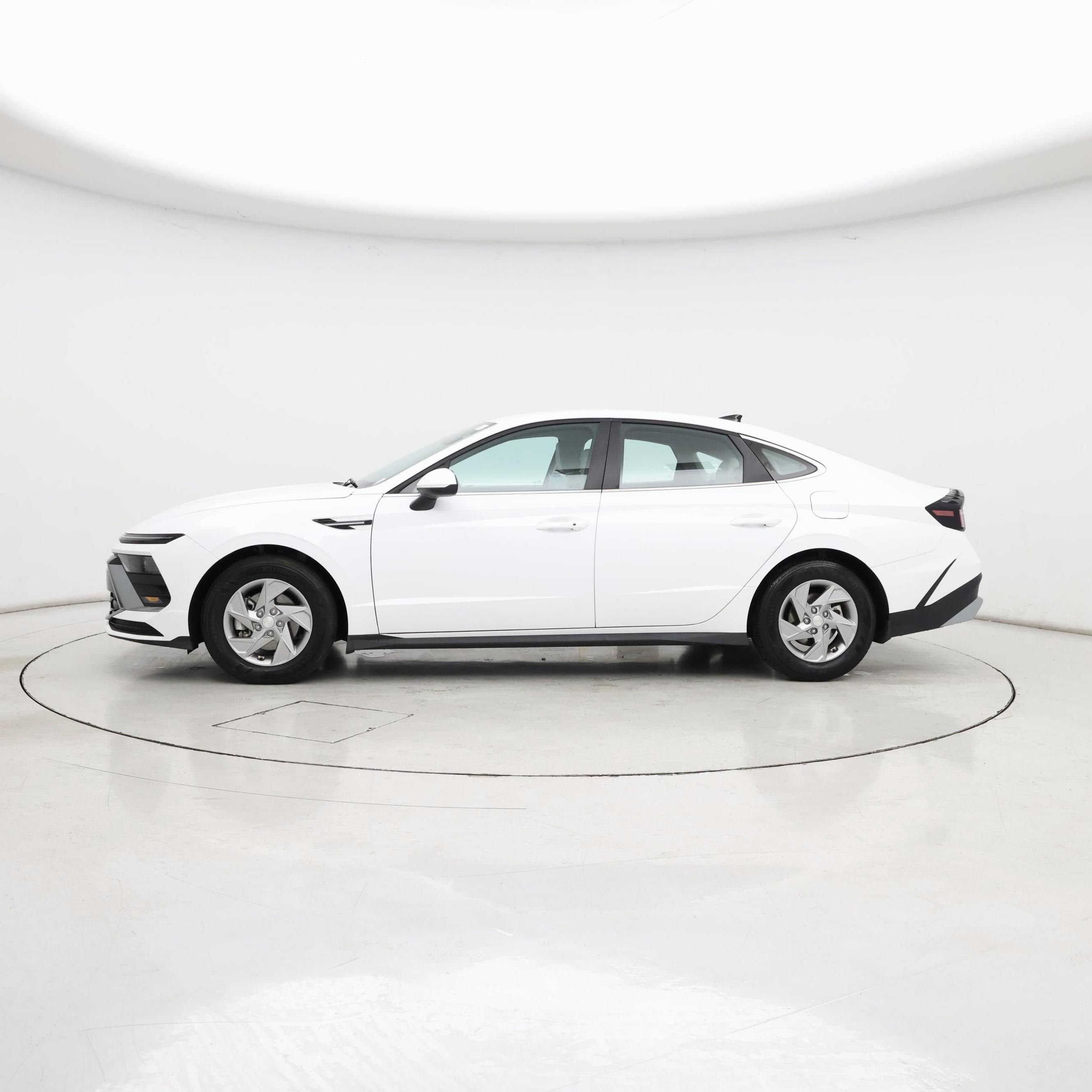 Thumbnail: 2025 Hyundai Sonata - 3