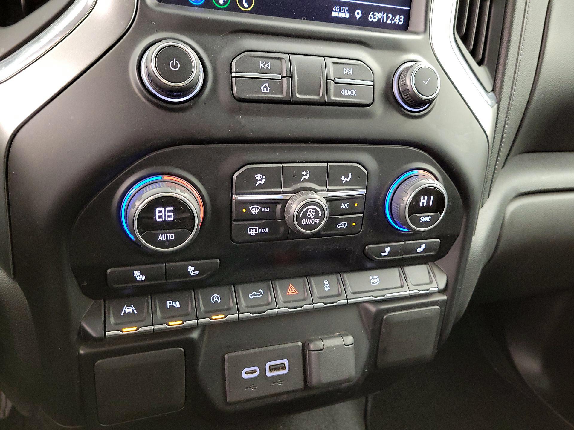 Thumbnail: 2021 Chevrolet Silverado 1500 - 16