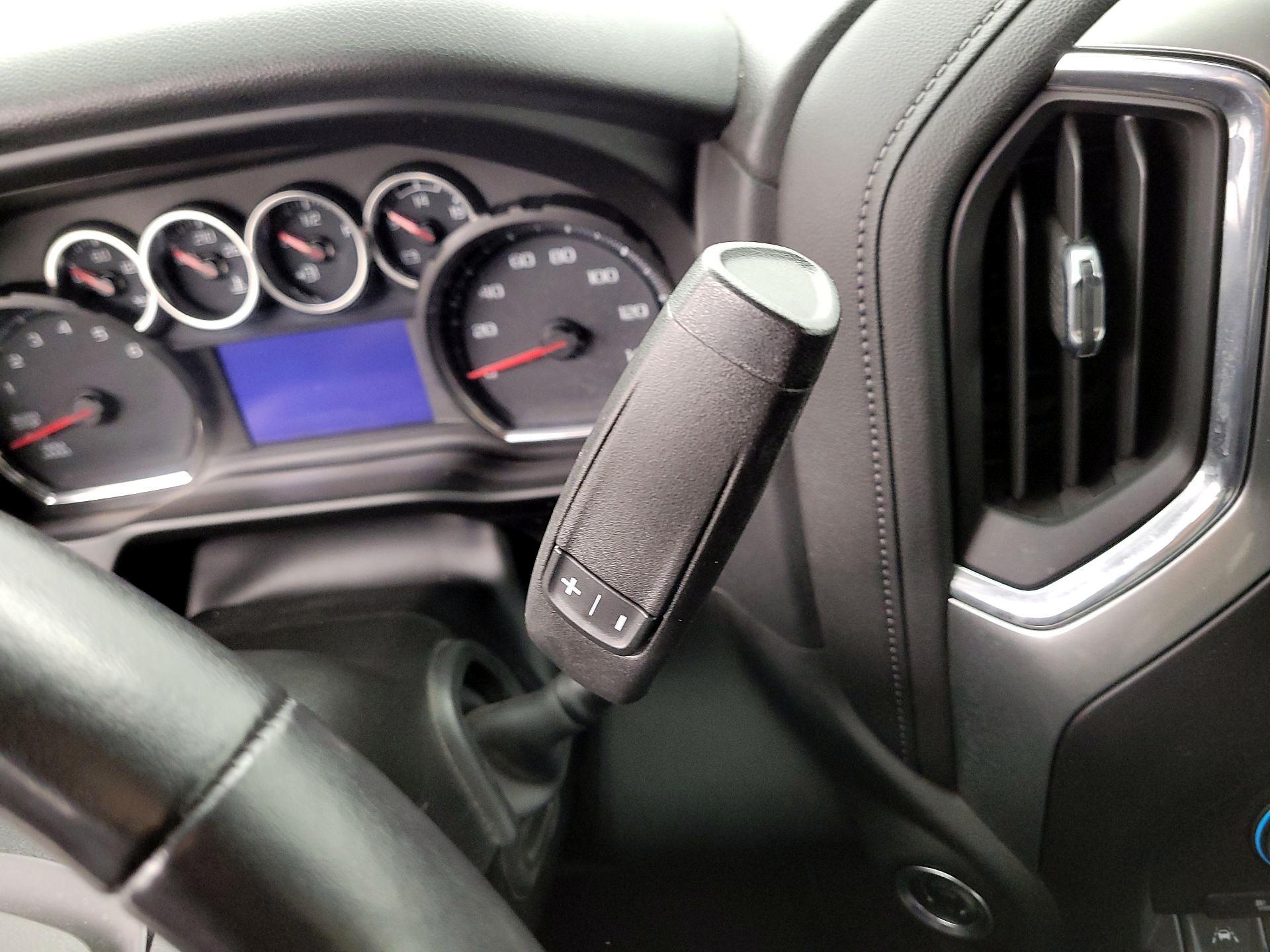 Thumbnail: 2021 Chevrolet Silverado 1500 - 17