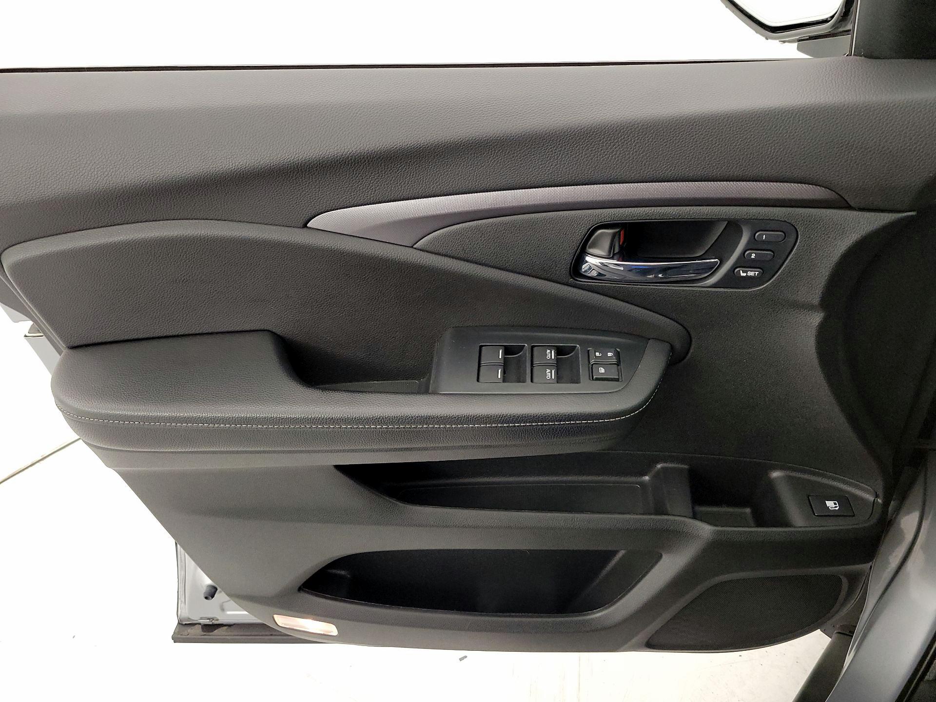 Thumbnail: 2023 Honda Ridgeline - 12