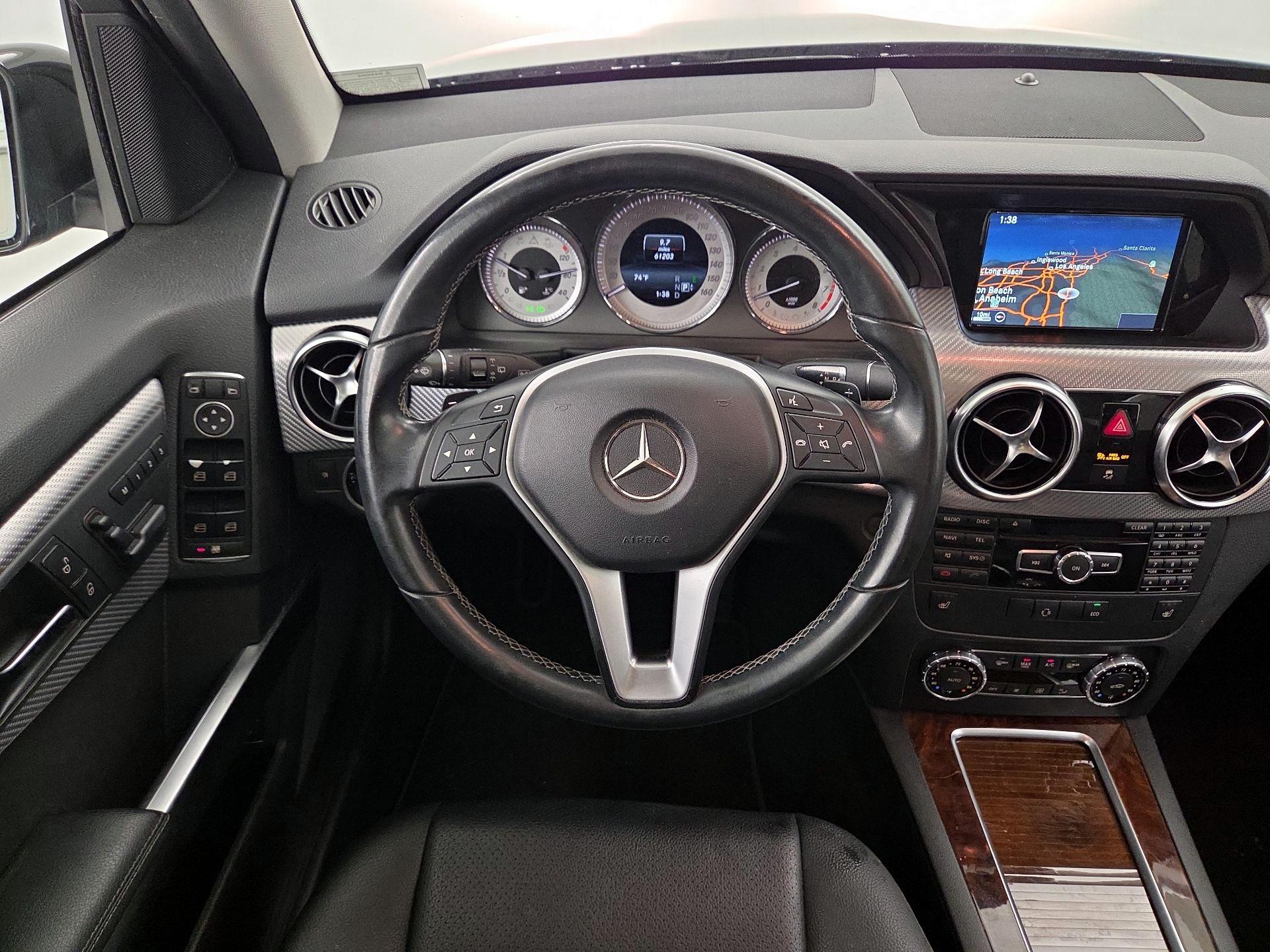 Thumbnail: 2015 Mercedes-Benz GLK - 10