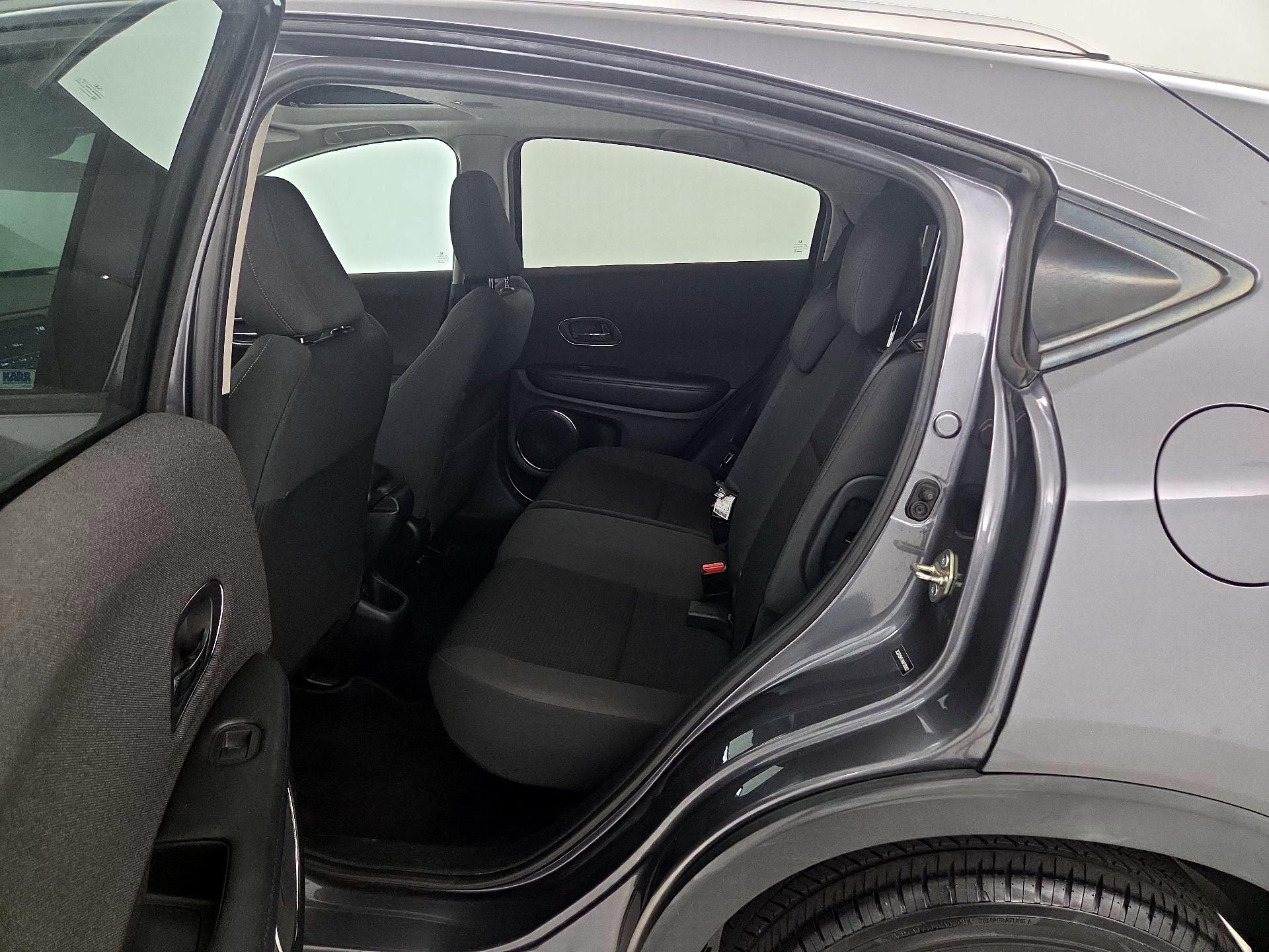 Thumbnail: 2019 Honda HR-V - 19