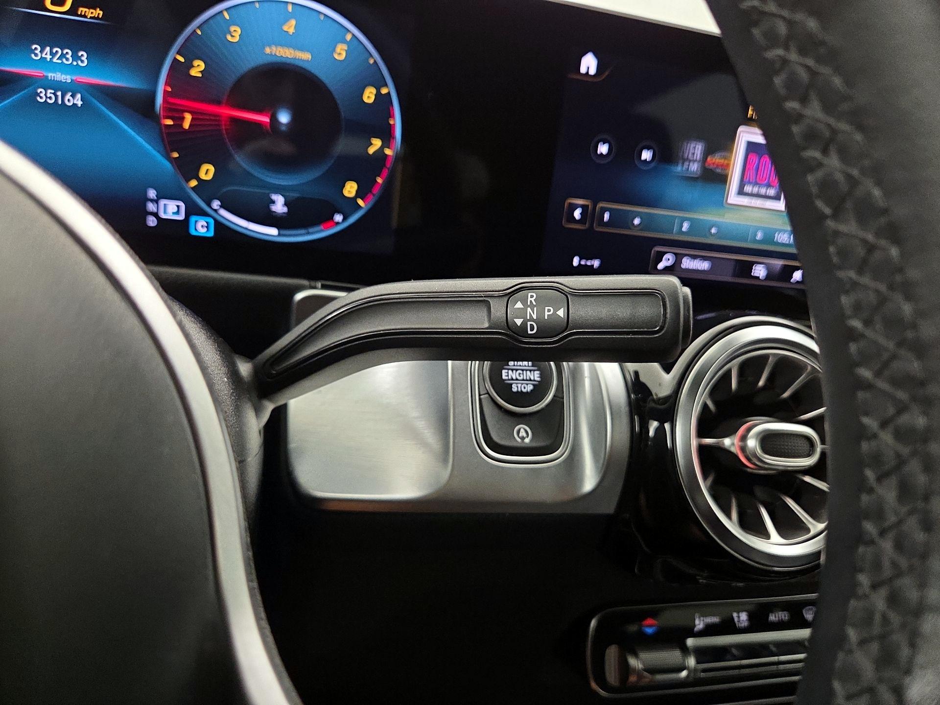 Thumbnail: 2021 Mercedes-Benz GLB - 17