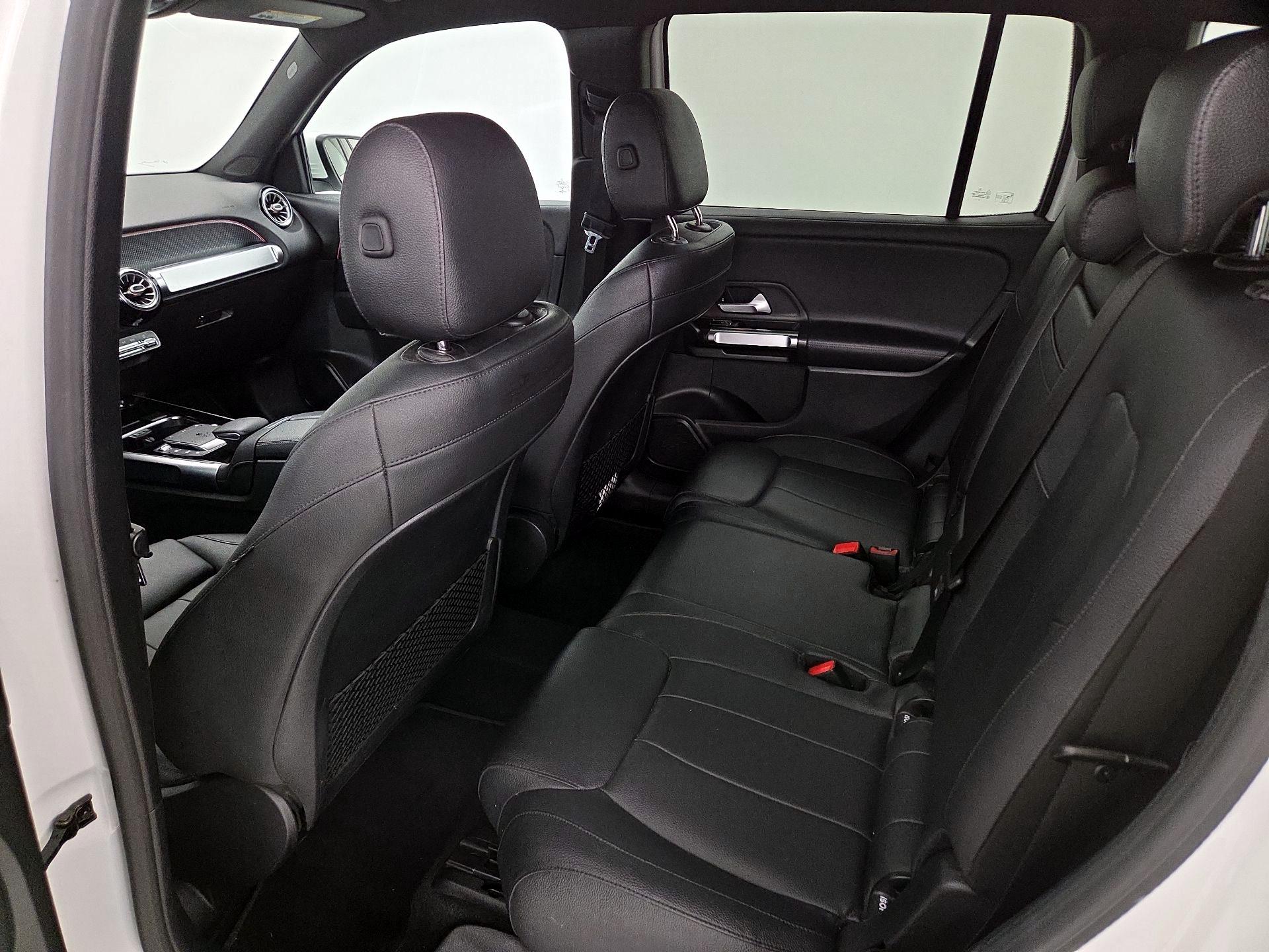 Thumbnail: 2021 Mercedes-Benz GLB - 19