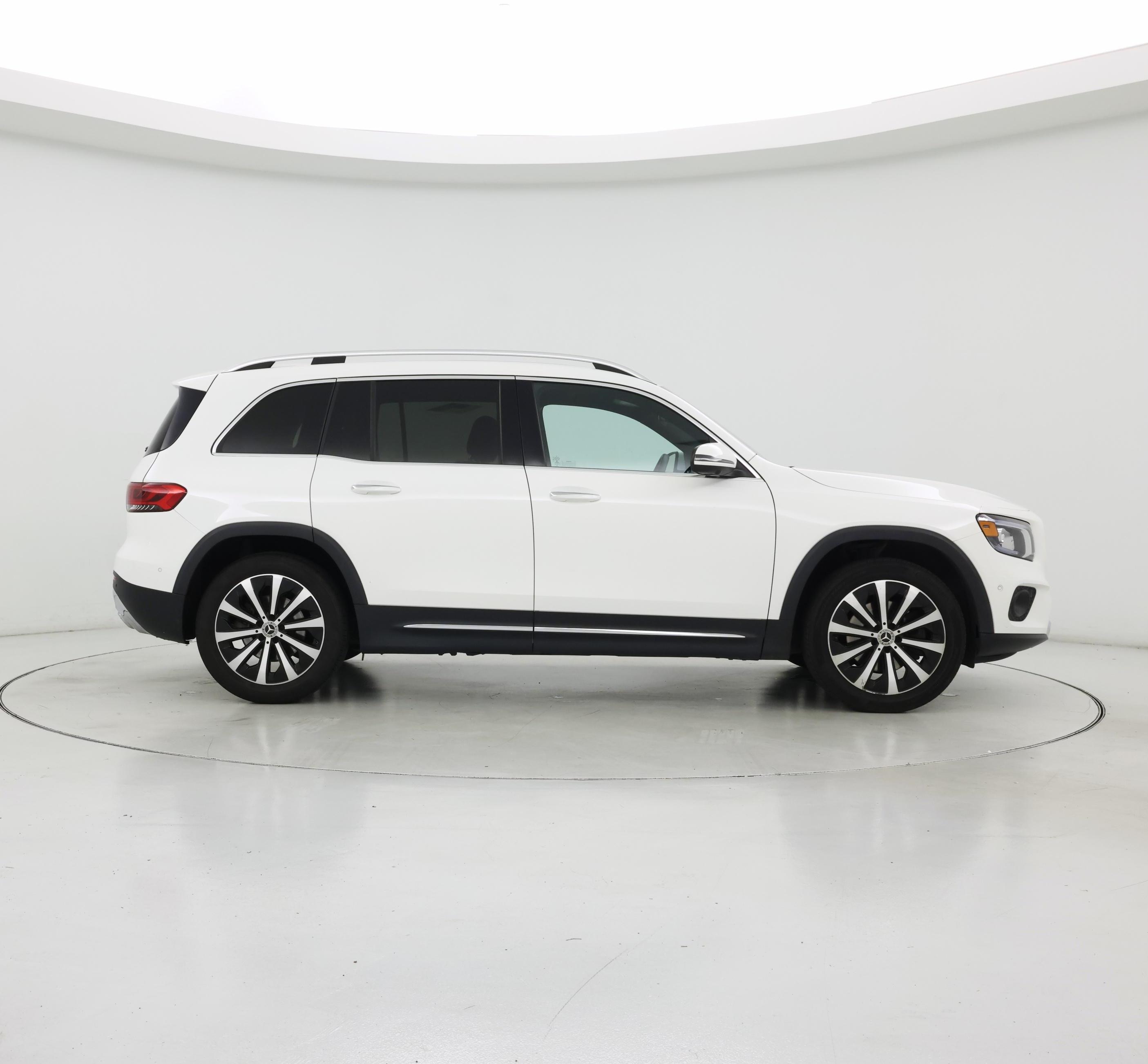 Thumbnail: 2021 Mercedes-Benz GLB - 7