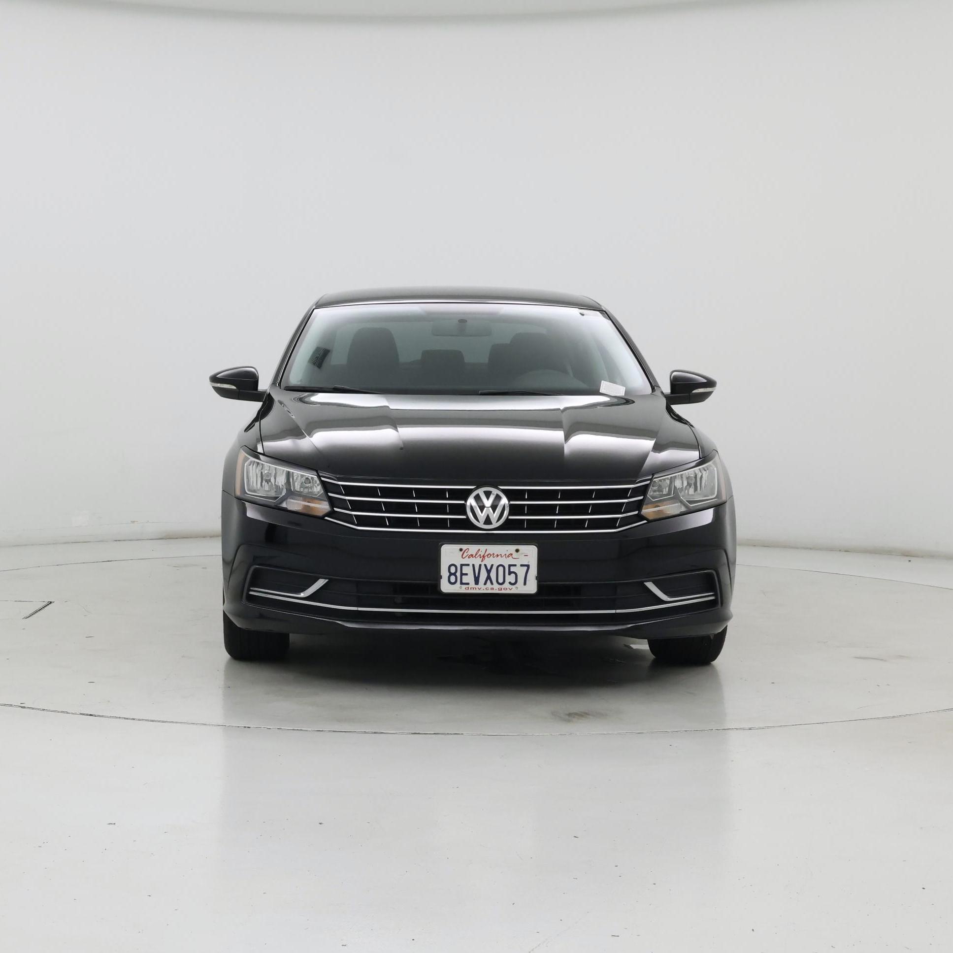 Thumbnail: 2016 Volkswagen Passat - 5