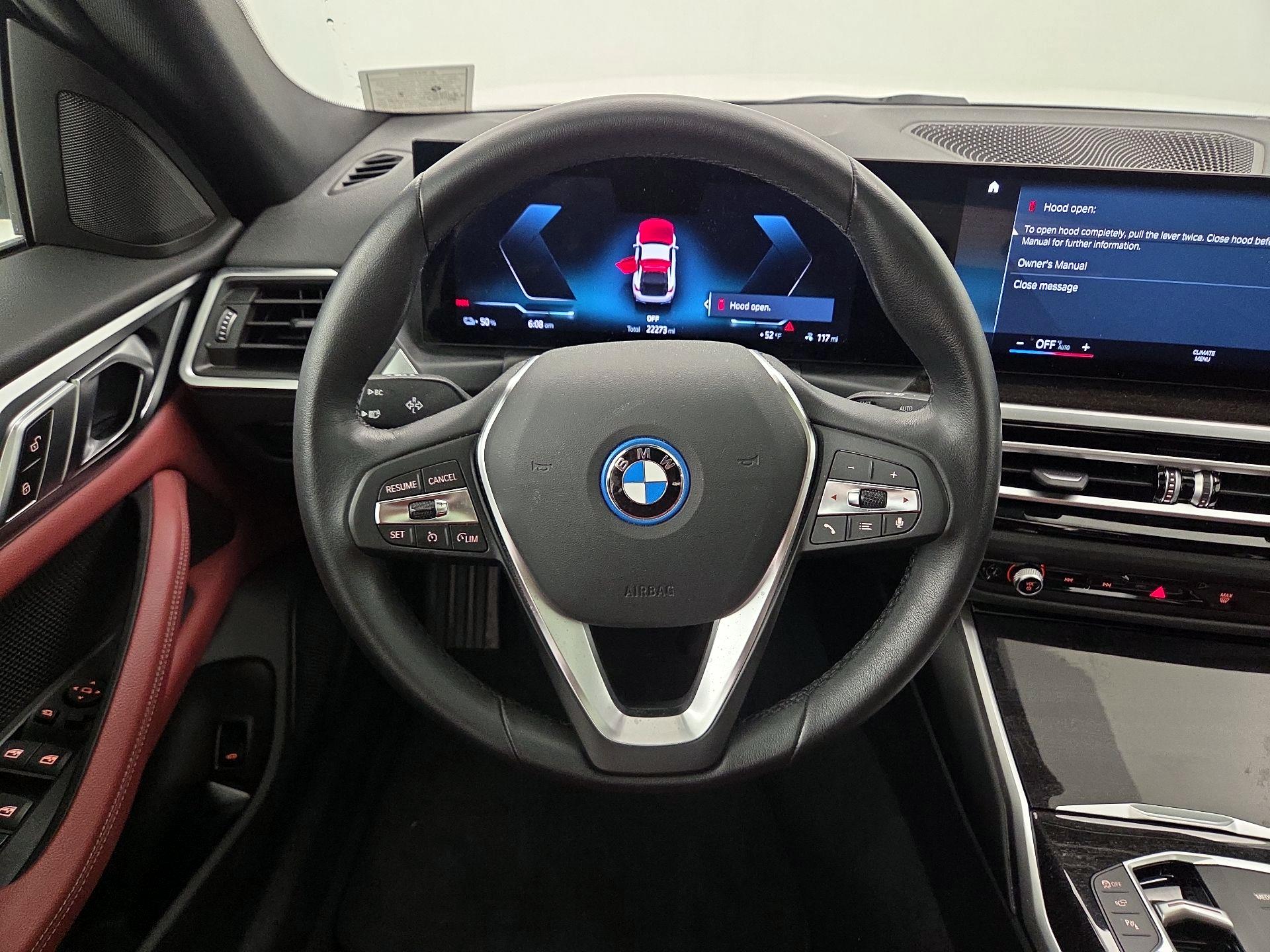 Thumbnail: 2023 BMW i4 - 10