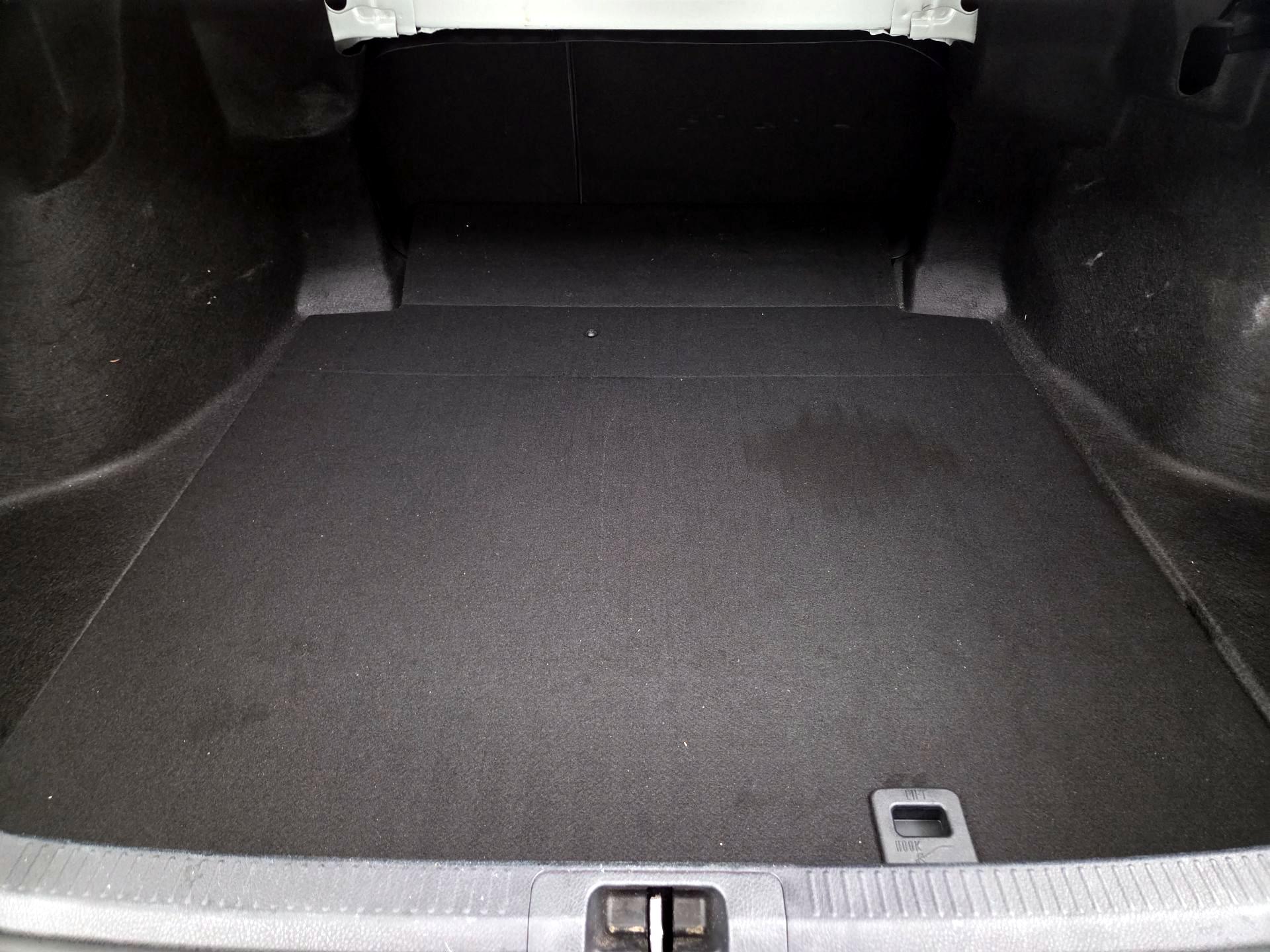 Thumbnail: 2021 Toyota Camry - 20