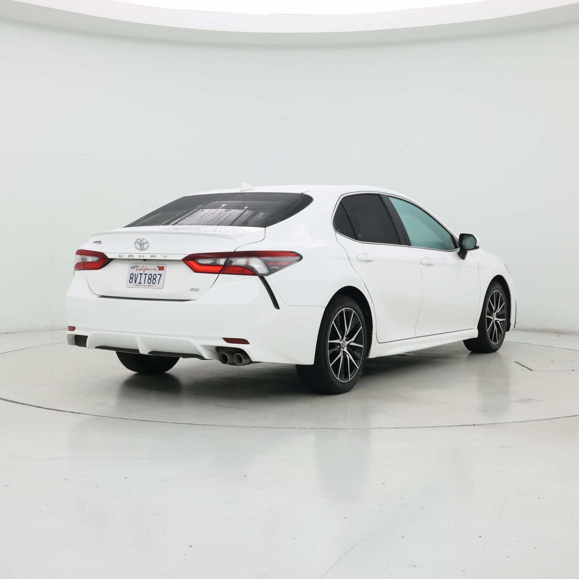 Thumbnail: 2021 Toyota Camry - 8