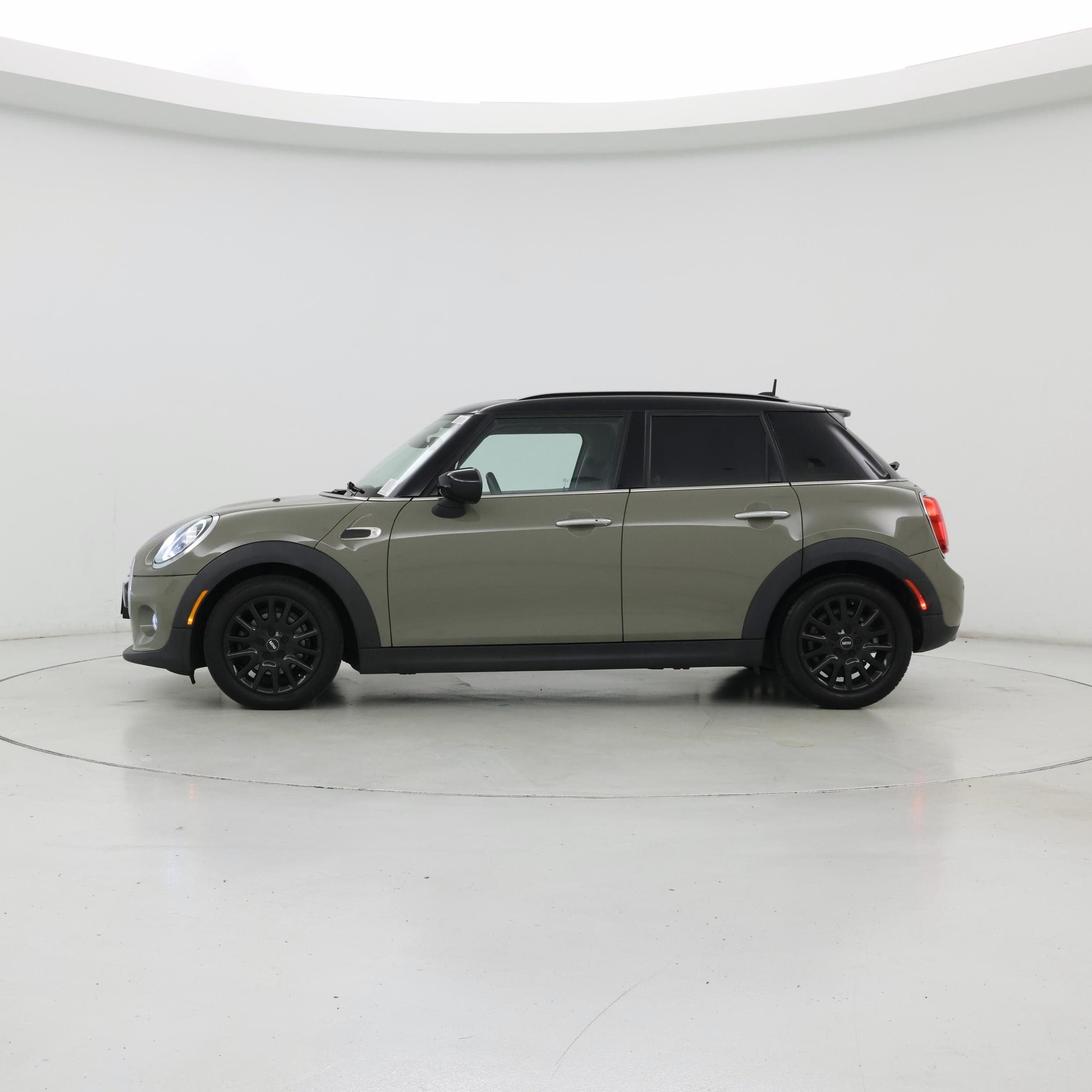 Thumbnail: 2020 MINI Cooper Hardtop - 3