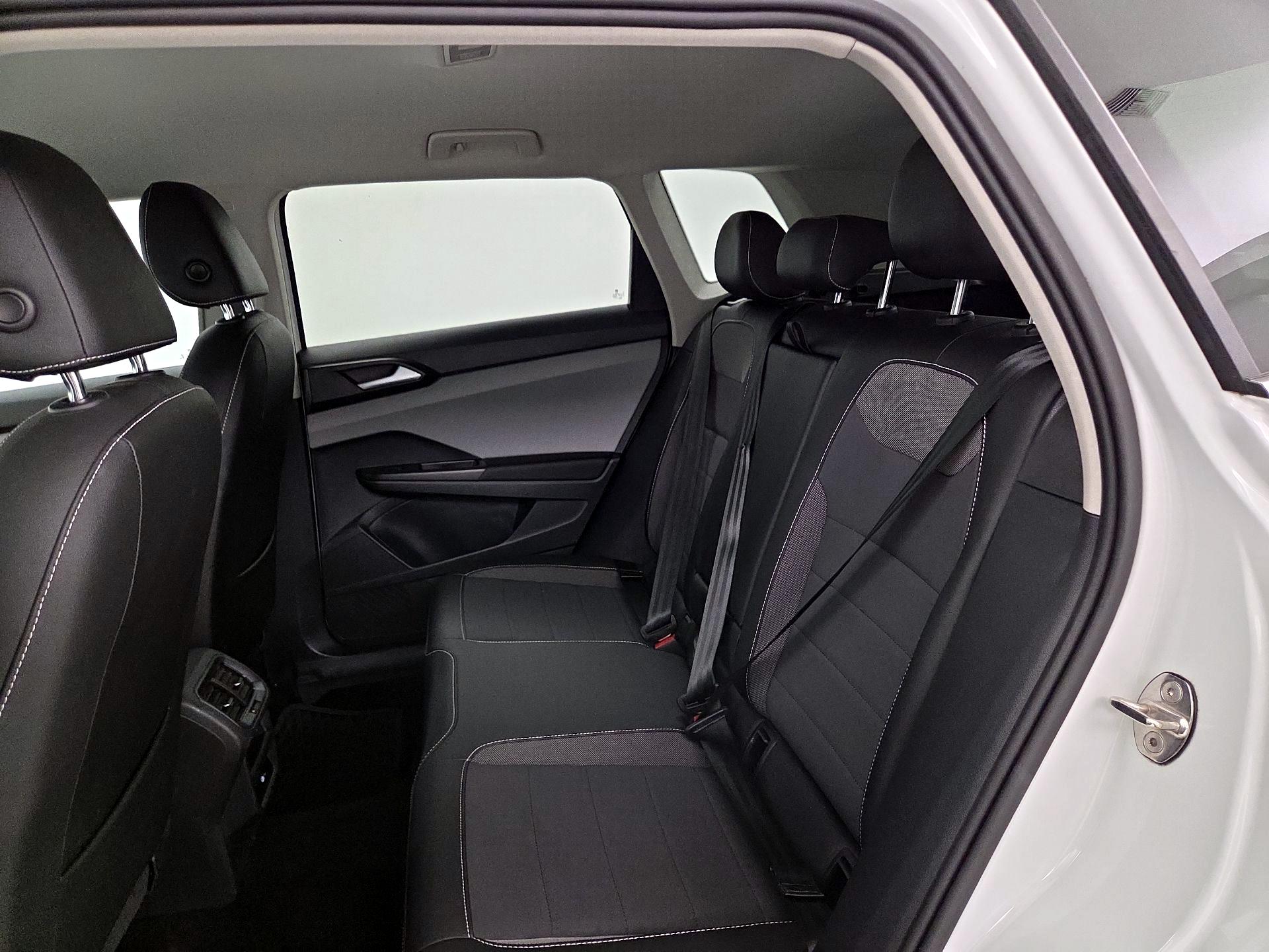 Thumbnail: 2022 Volkswagen Taos - 19