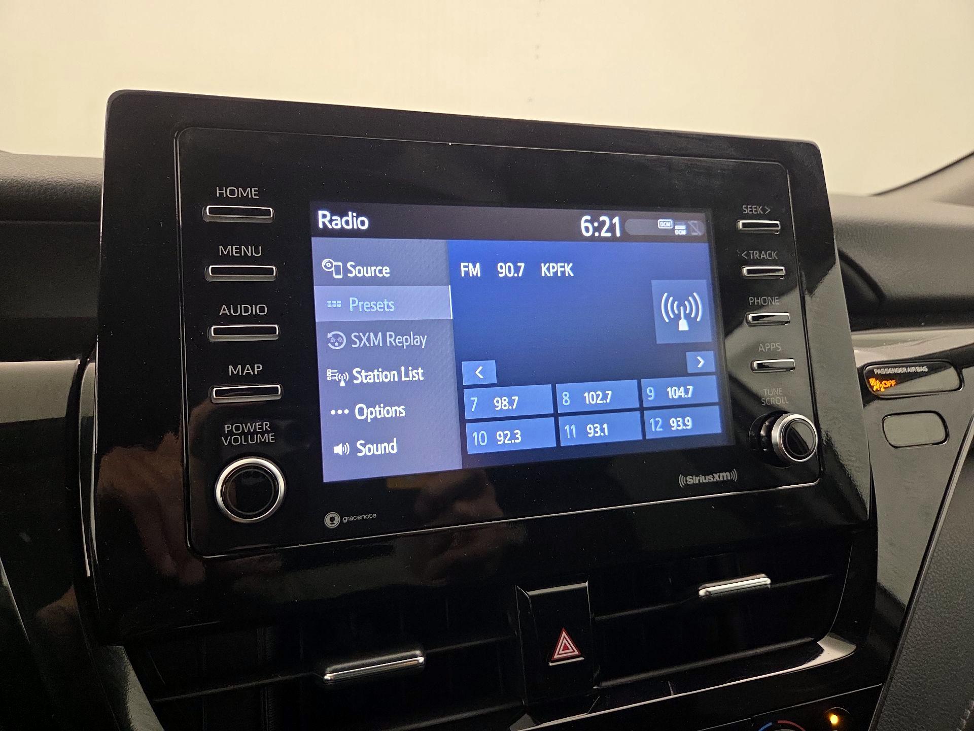 Thumbnail: 2022 Toyota Camry - 15