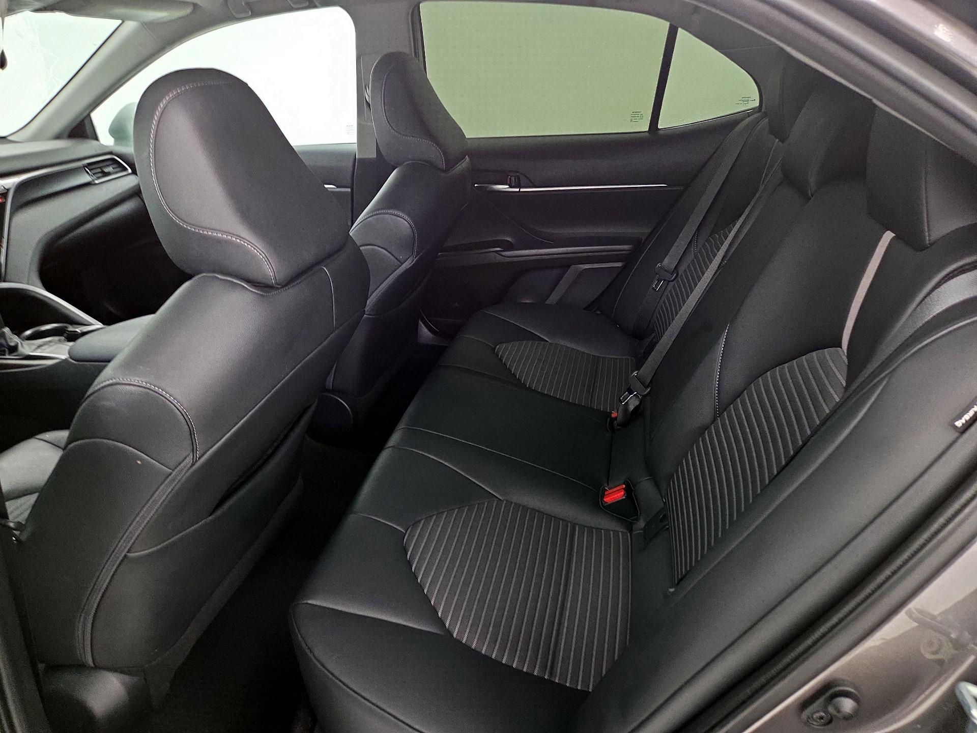 Thumbnail: 2022 Toyota Camry - 19