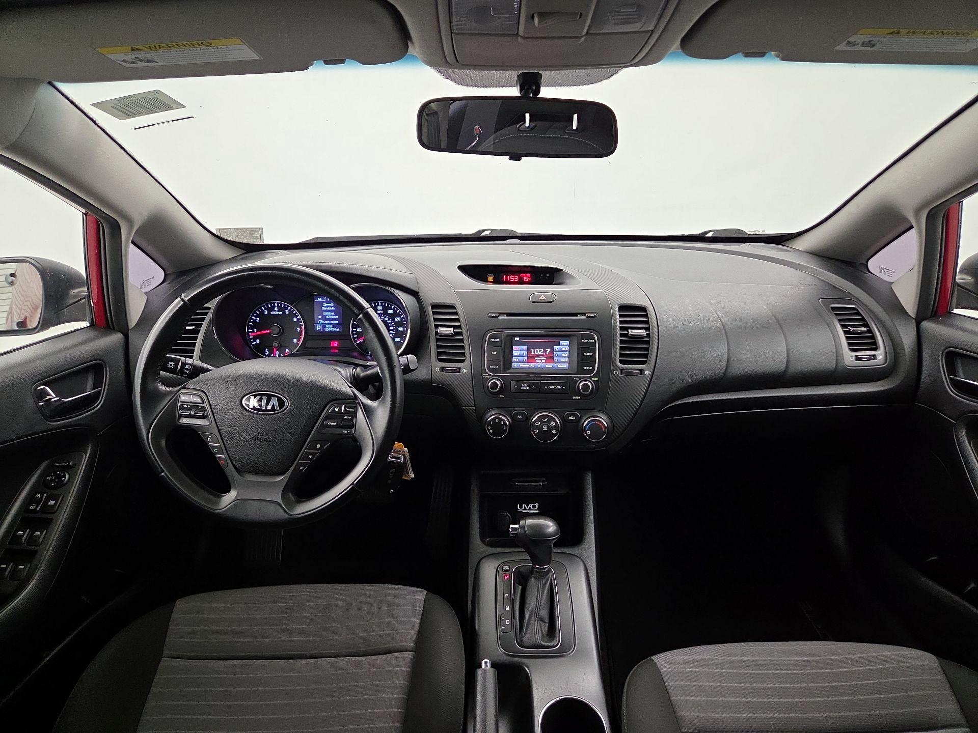 Thumbnail: 2015 Kia Forte - 9