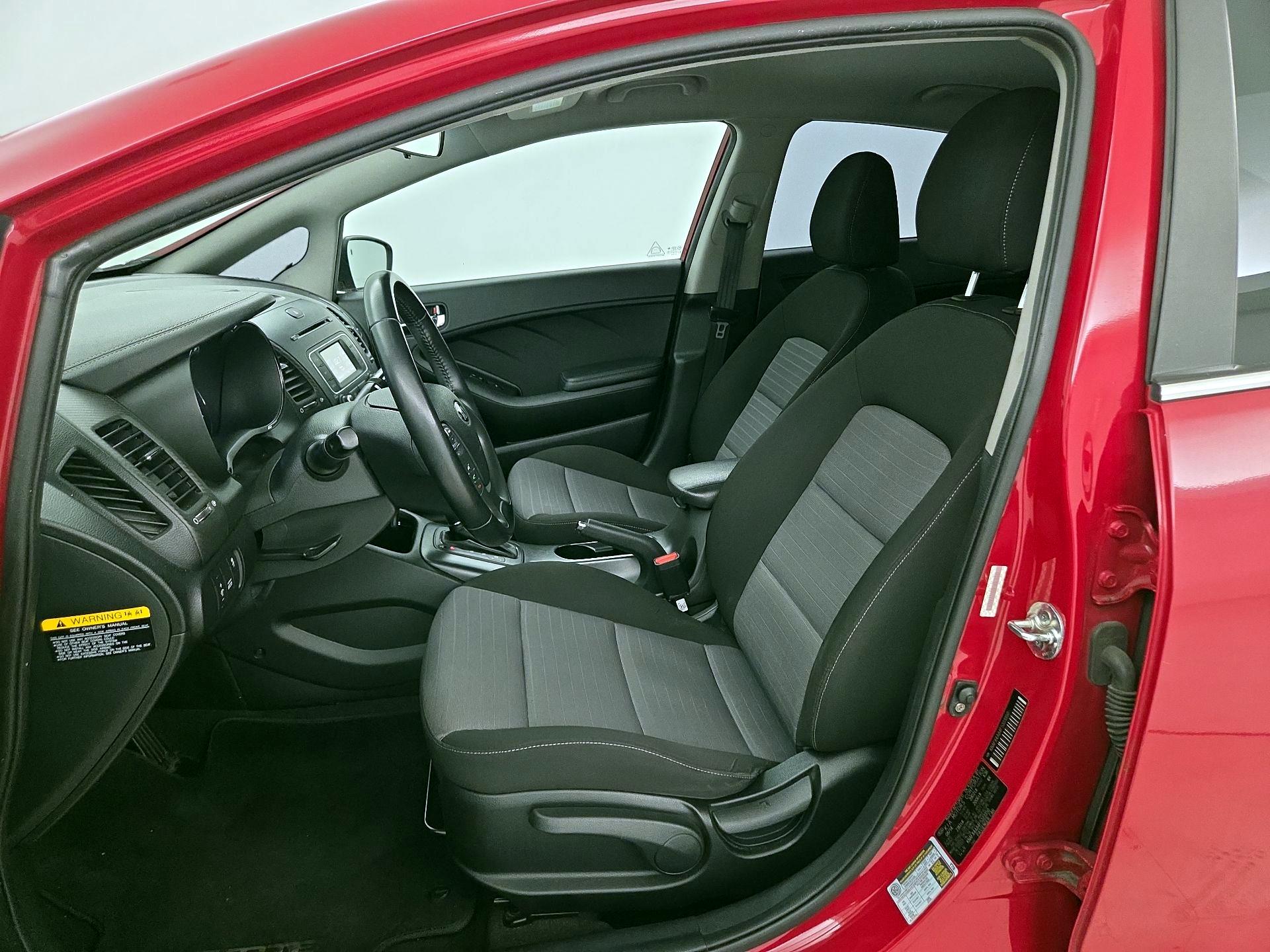 Thumbnail: 2015 Kia Forte - 11