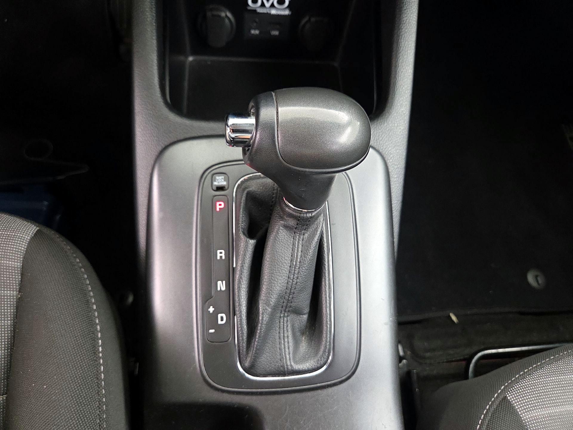 Thumbnail: 2015 Kia Forte - 17