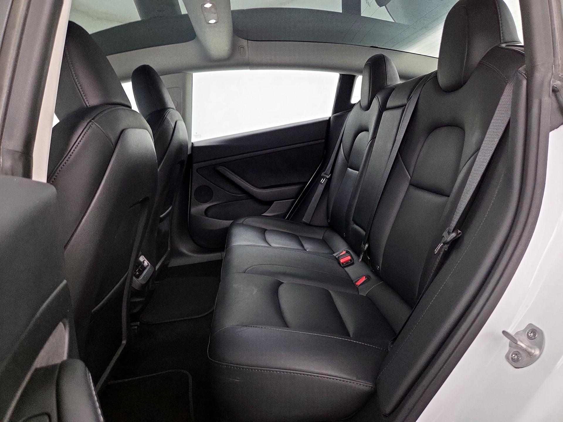 Thumbnail: 2023 Tesla Model 3 - 20