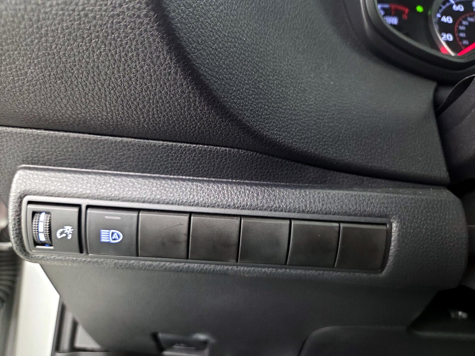 Thumbnail: 2022 Toyota Corolla - 13