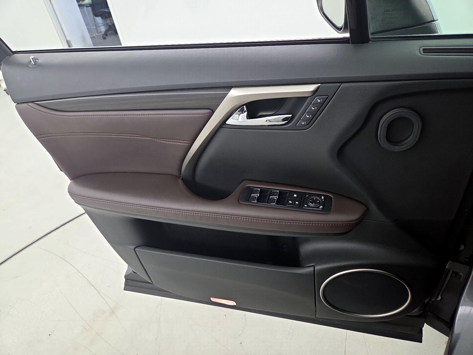 Thumbnail: 2016 Lexus RX - 12