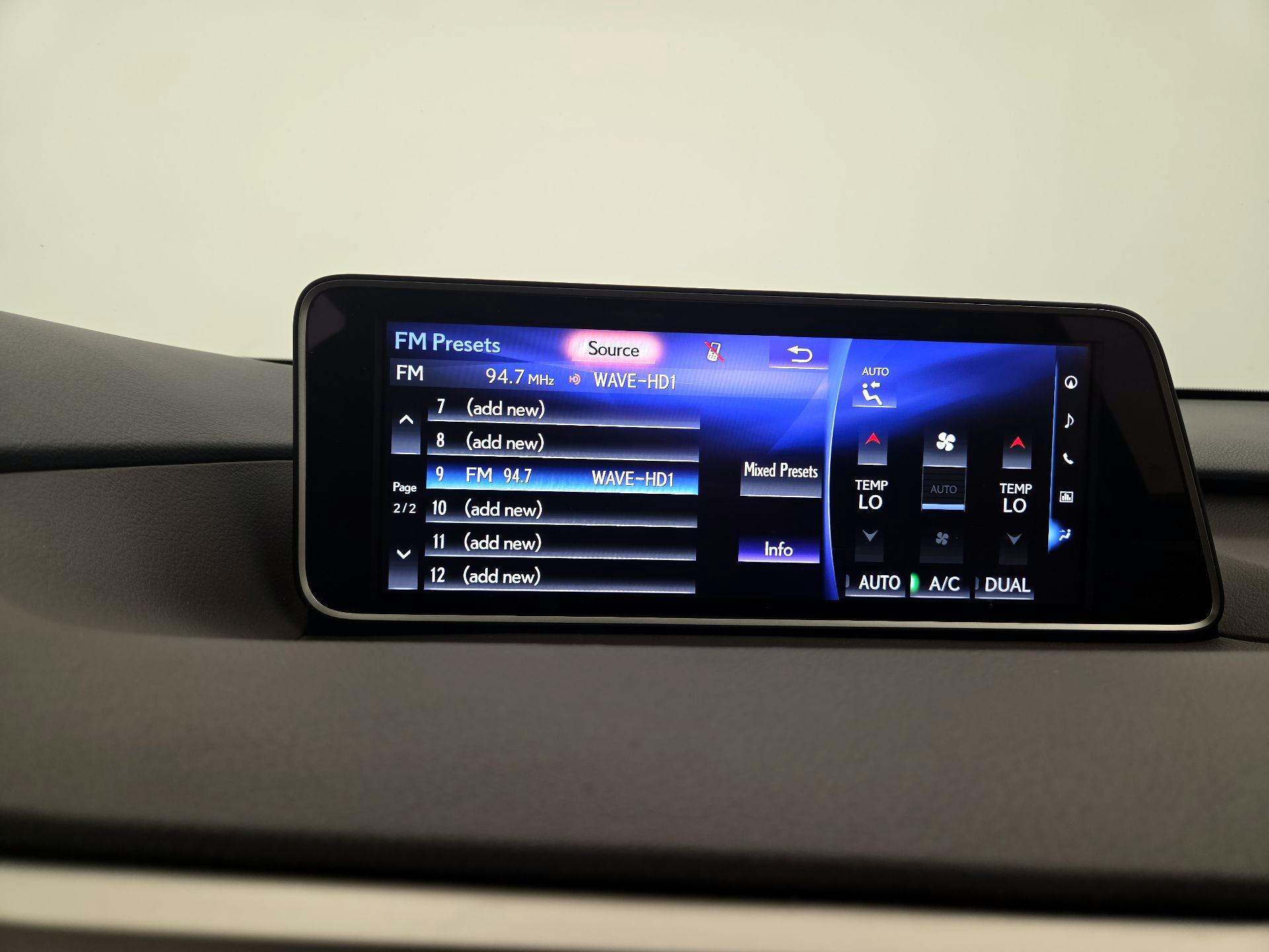 Thumbnail: 2016 Lexus RX - 16