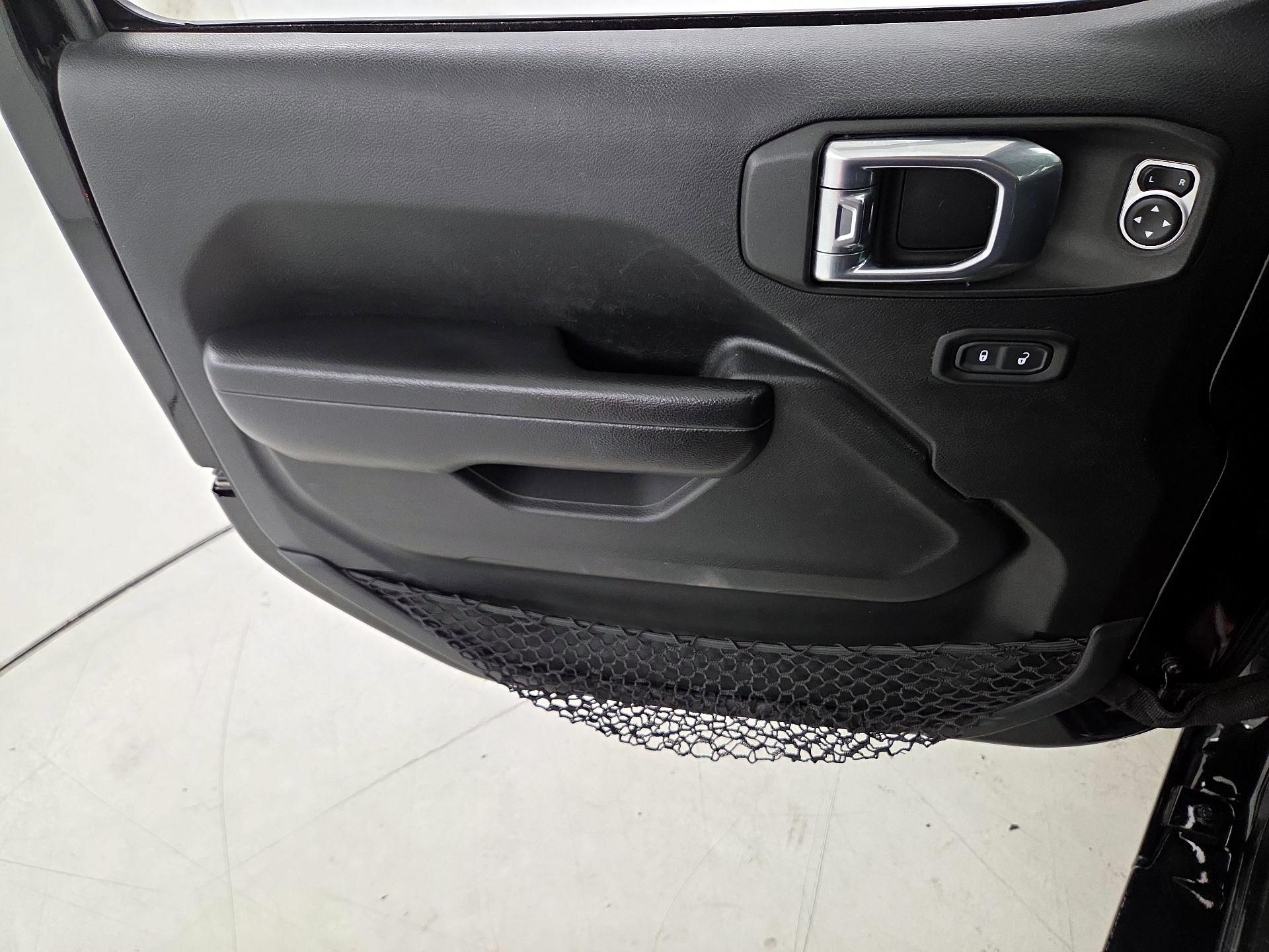 Thumbnail: 2021 Jeep Wrangler - 12