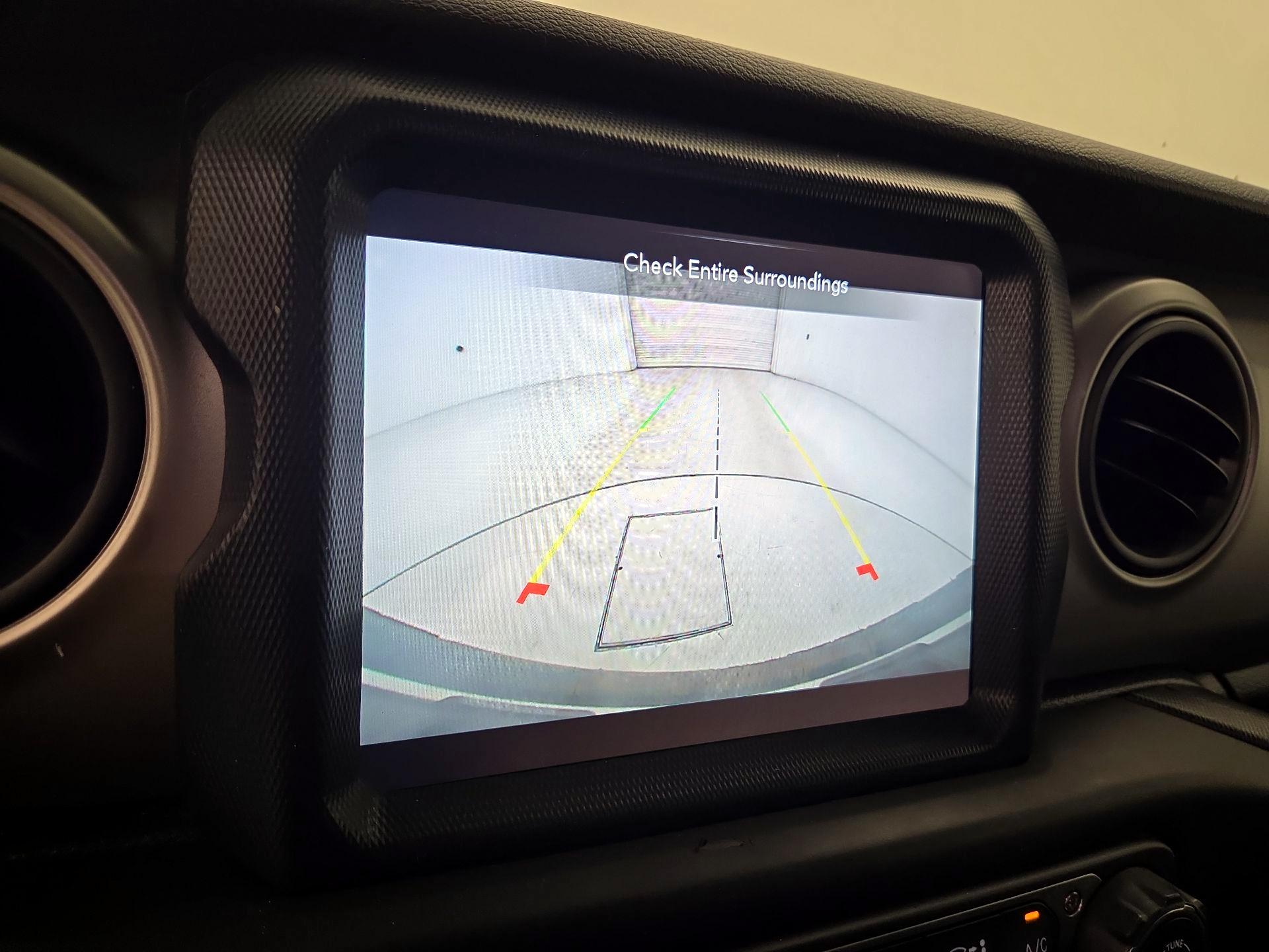 Thumbnail: 2021 Jeep Wrangler - 15