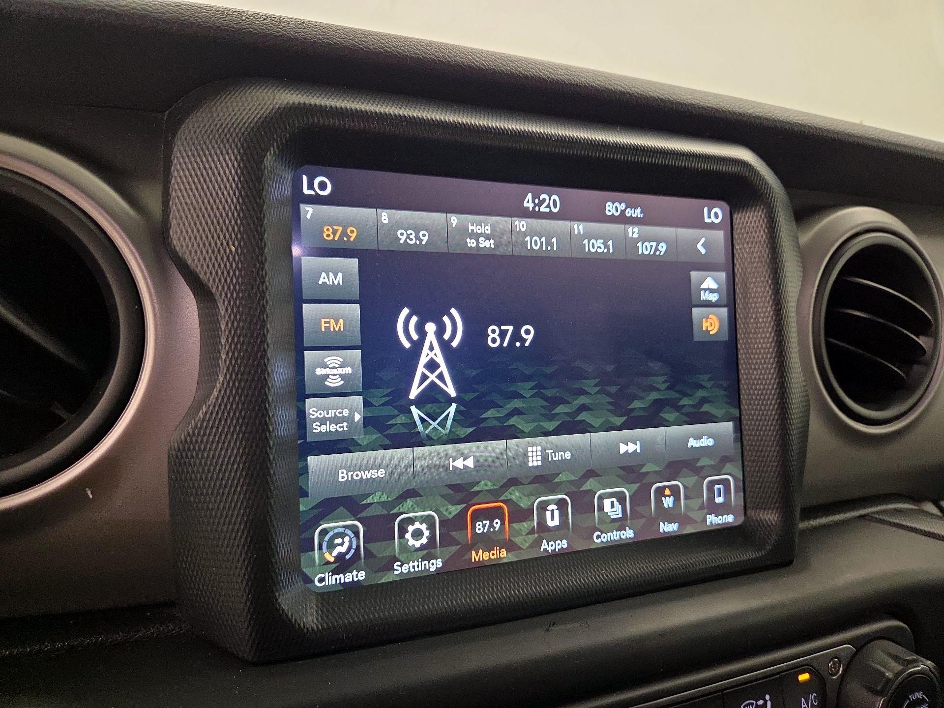 Thumbnail: 2021 Jeep Wrangler - 16