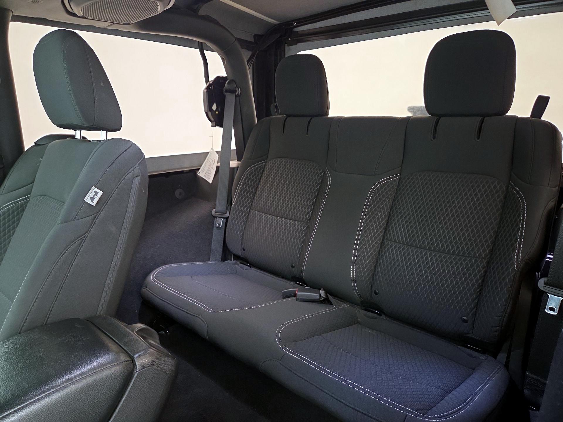 Thumbnail: 2021 Jeep Wrangler - 20