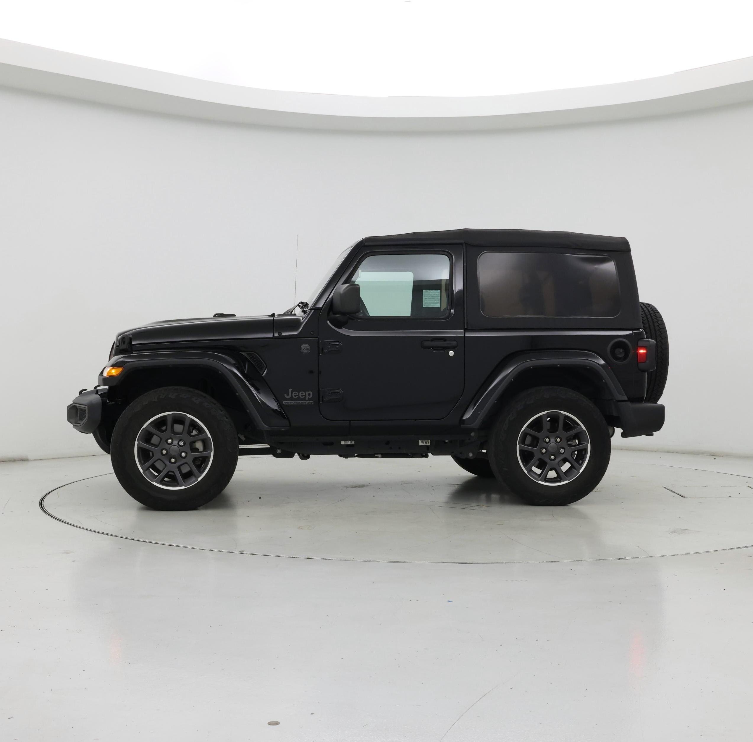 Thumbnail: 2021 Jeep Wrangler - 3