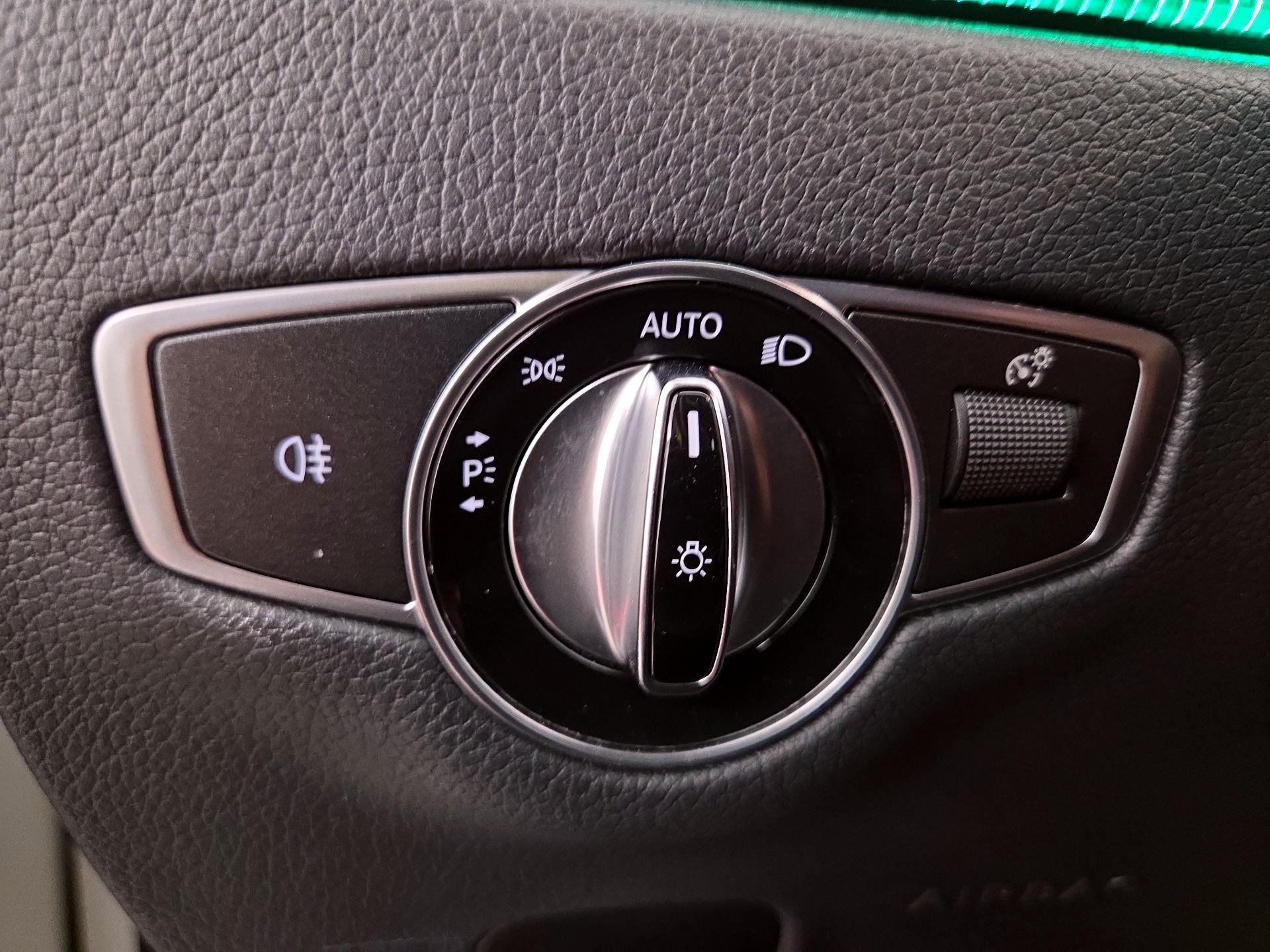 Thumbnail: 2019 Mercedes-Benz E-Class - 13