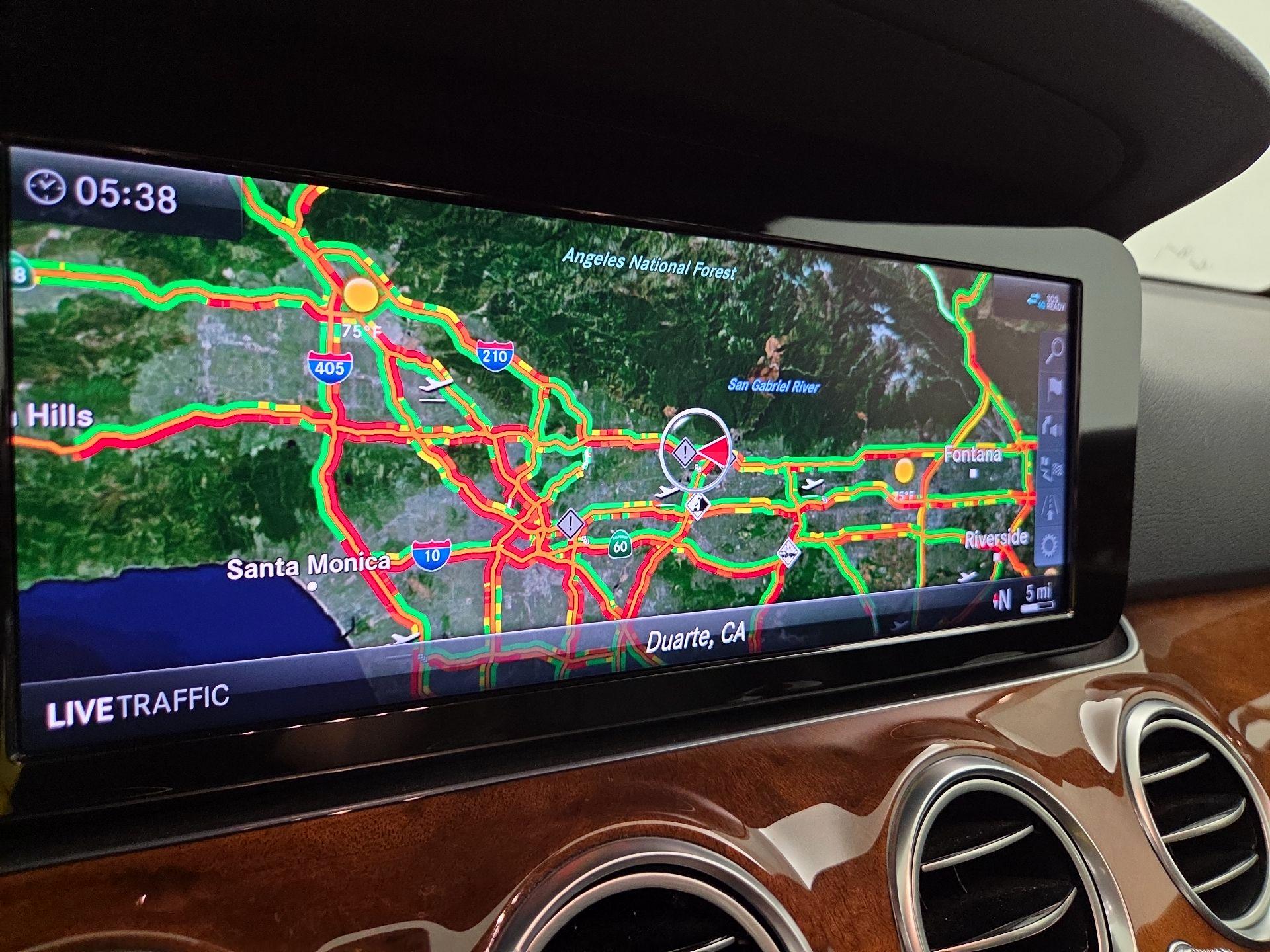 Thumbnail: 2019 Mercedes-Benz E-Class - 14