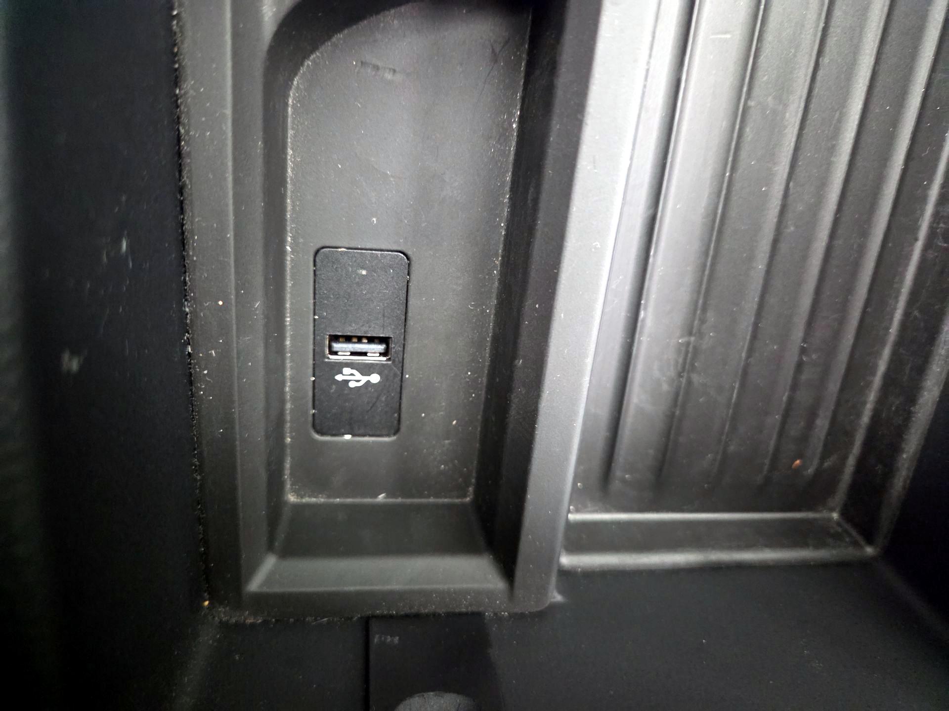 Thumbnail: 2018 BMW 3 Series - 18