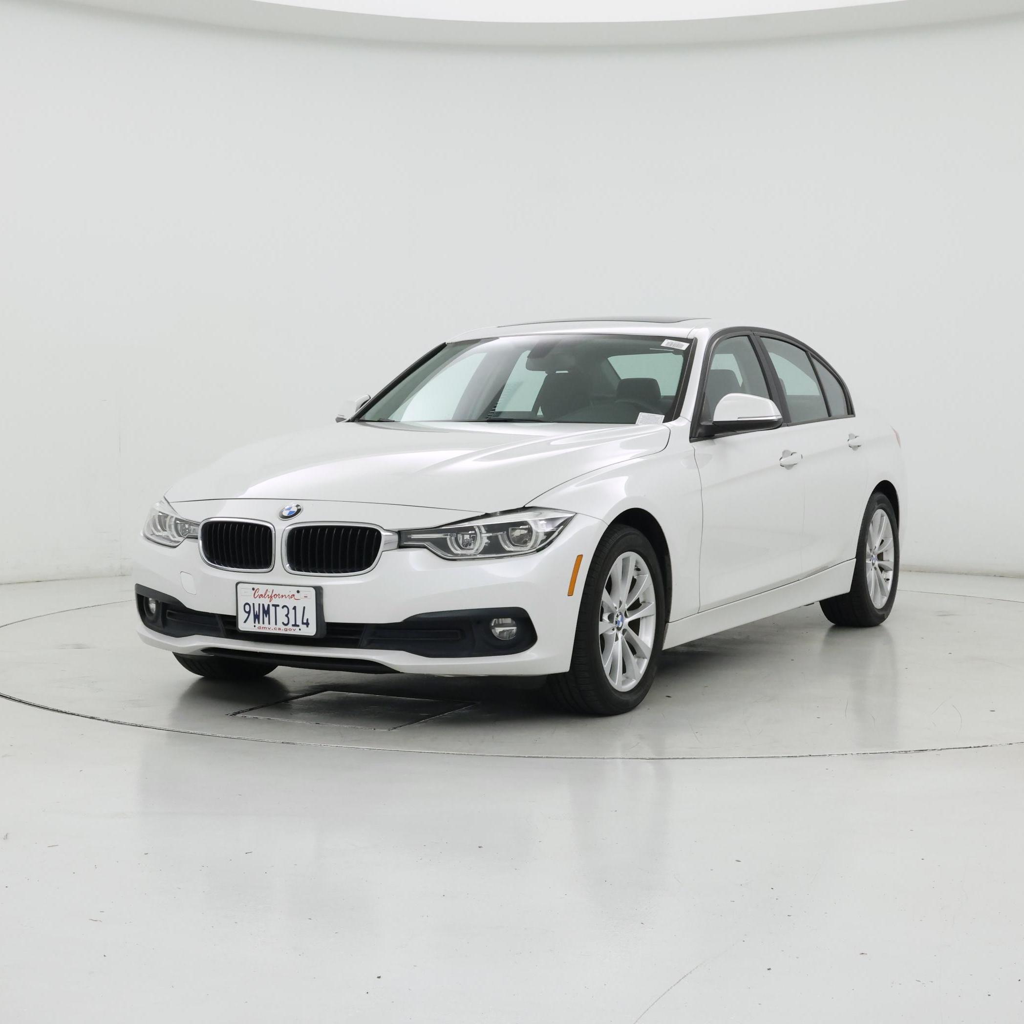 Thumbnail: 2018 BMW 3 Series - 4