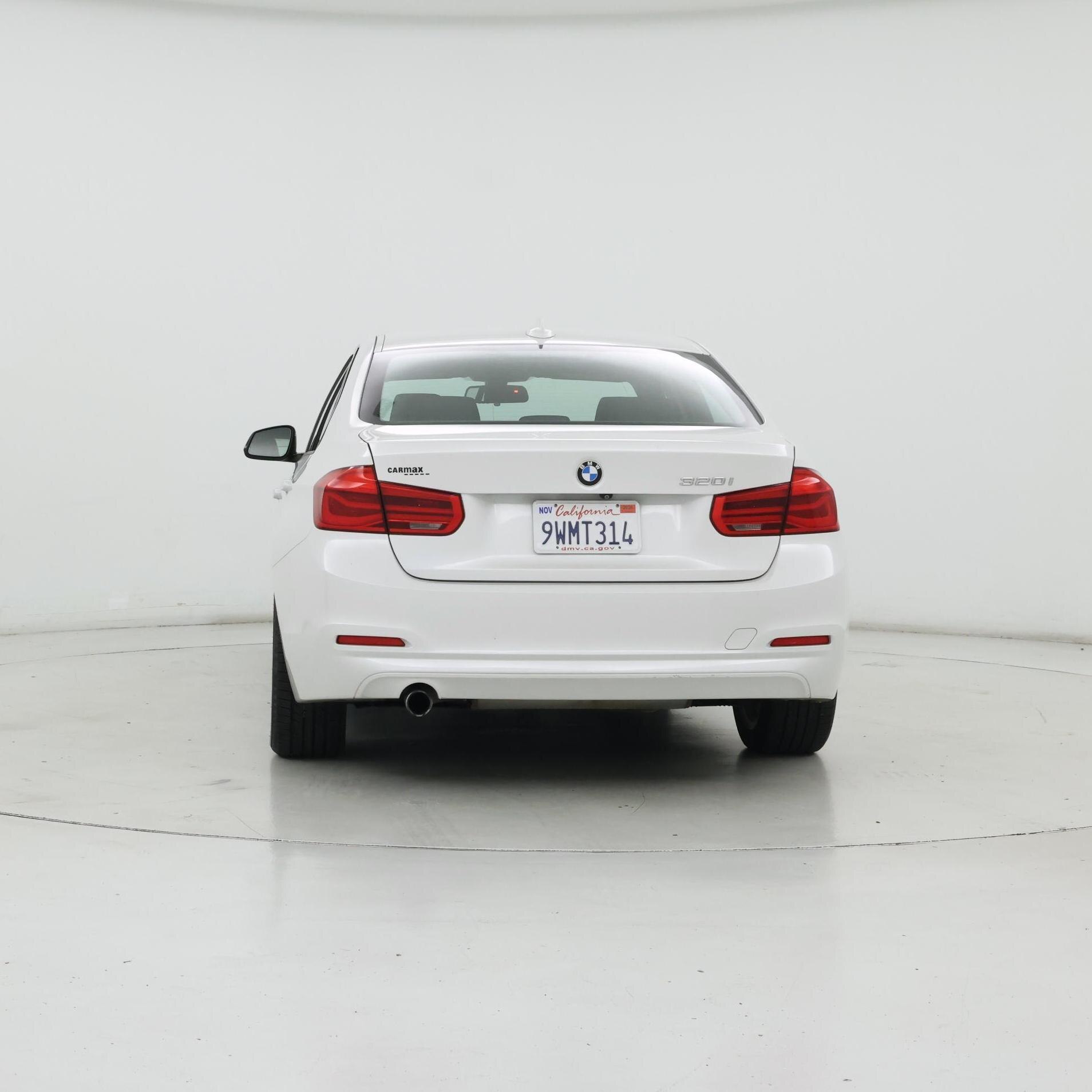 Thumbnail: 2018 BMW 3 Series - 6