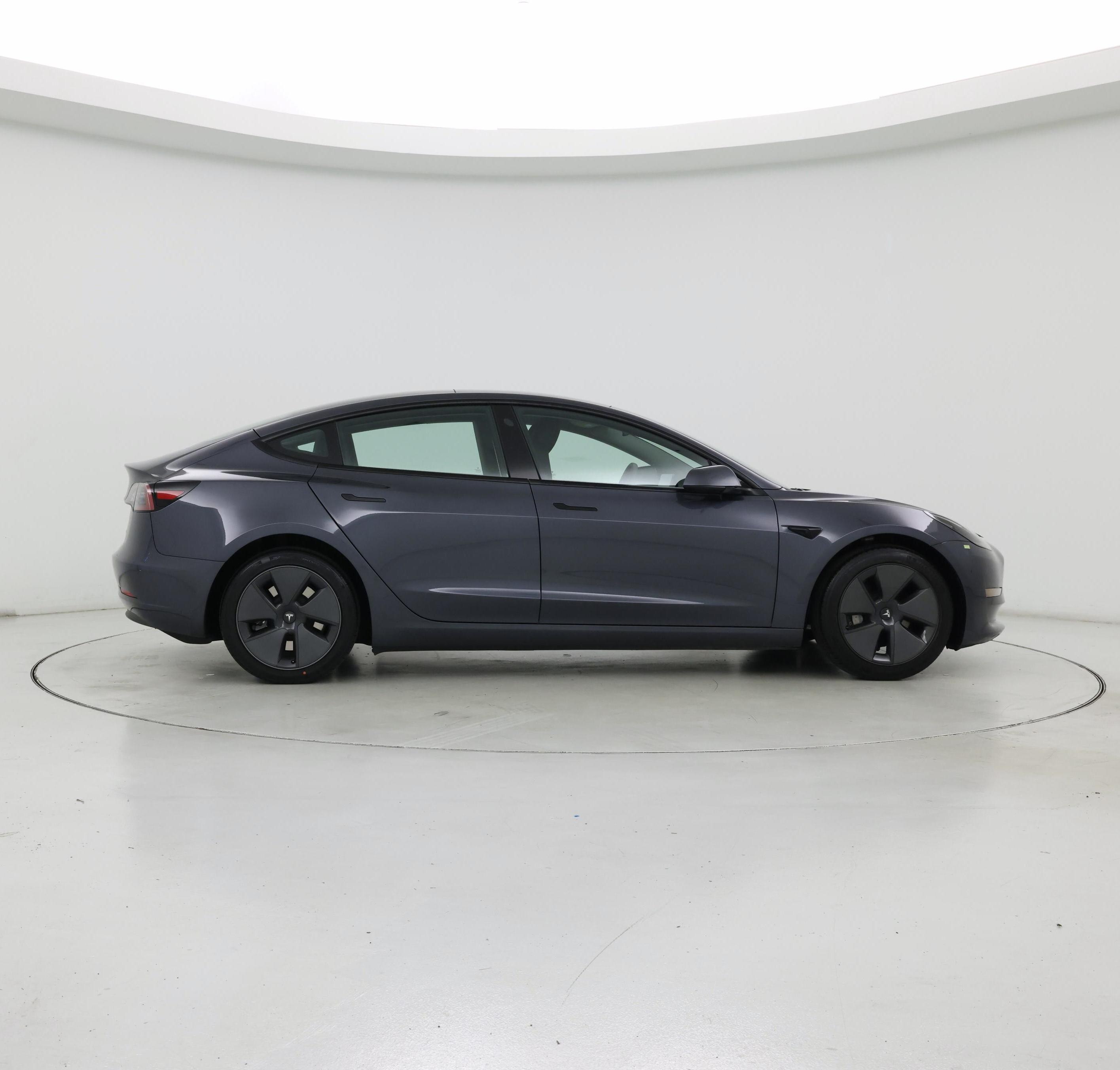 Thumbnail: 2023 Tesla Model 3 - 7