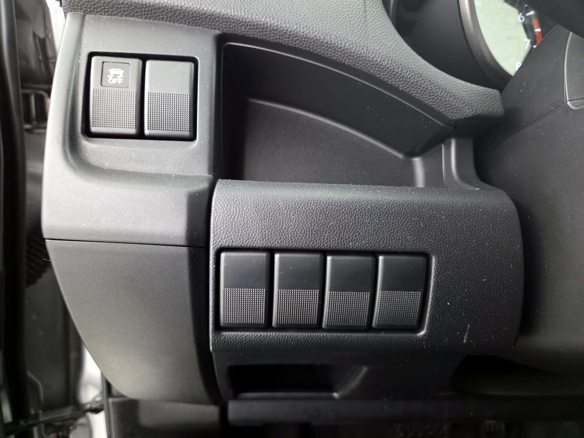 Thumbnail: 2014 Mazda Mazda5 - 13