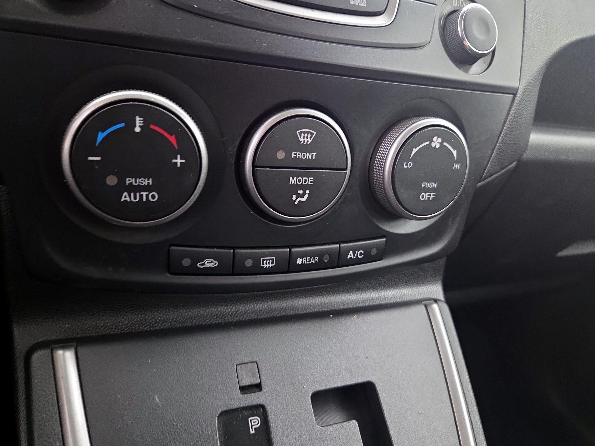 Thumbnail: 2014 Mazda Mazda5 - 15