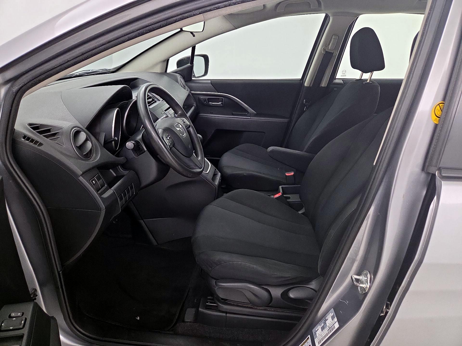 Thumbnail: 2014 Mazda Mazda5 - 17