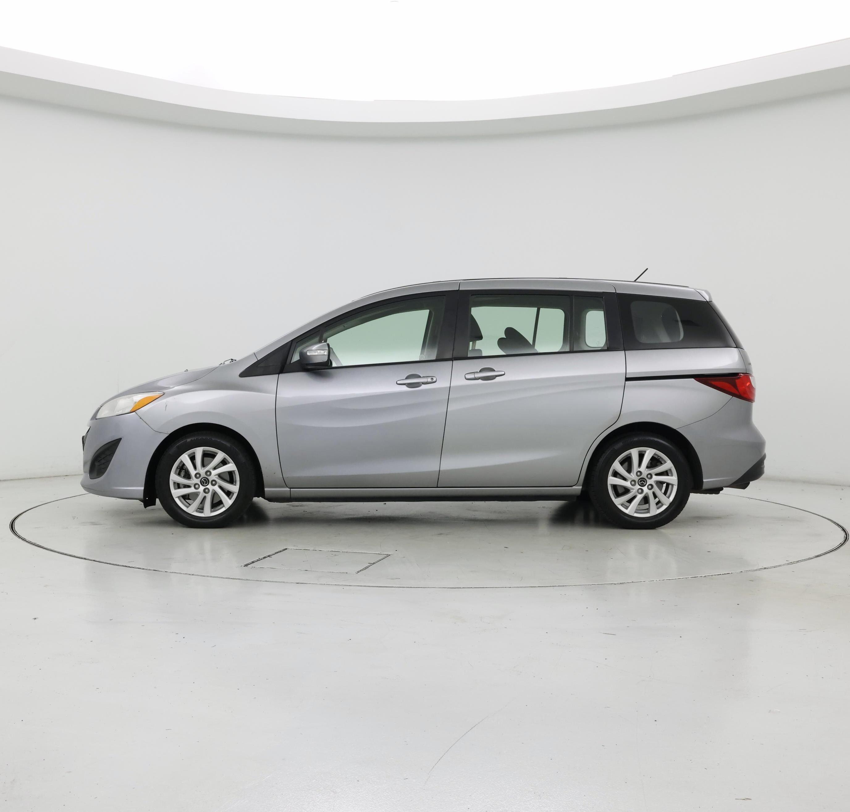 Thumbnail: 2014 Mazda Mazda5 - 3