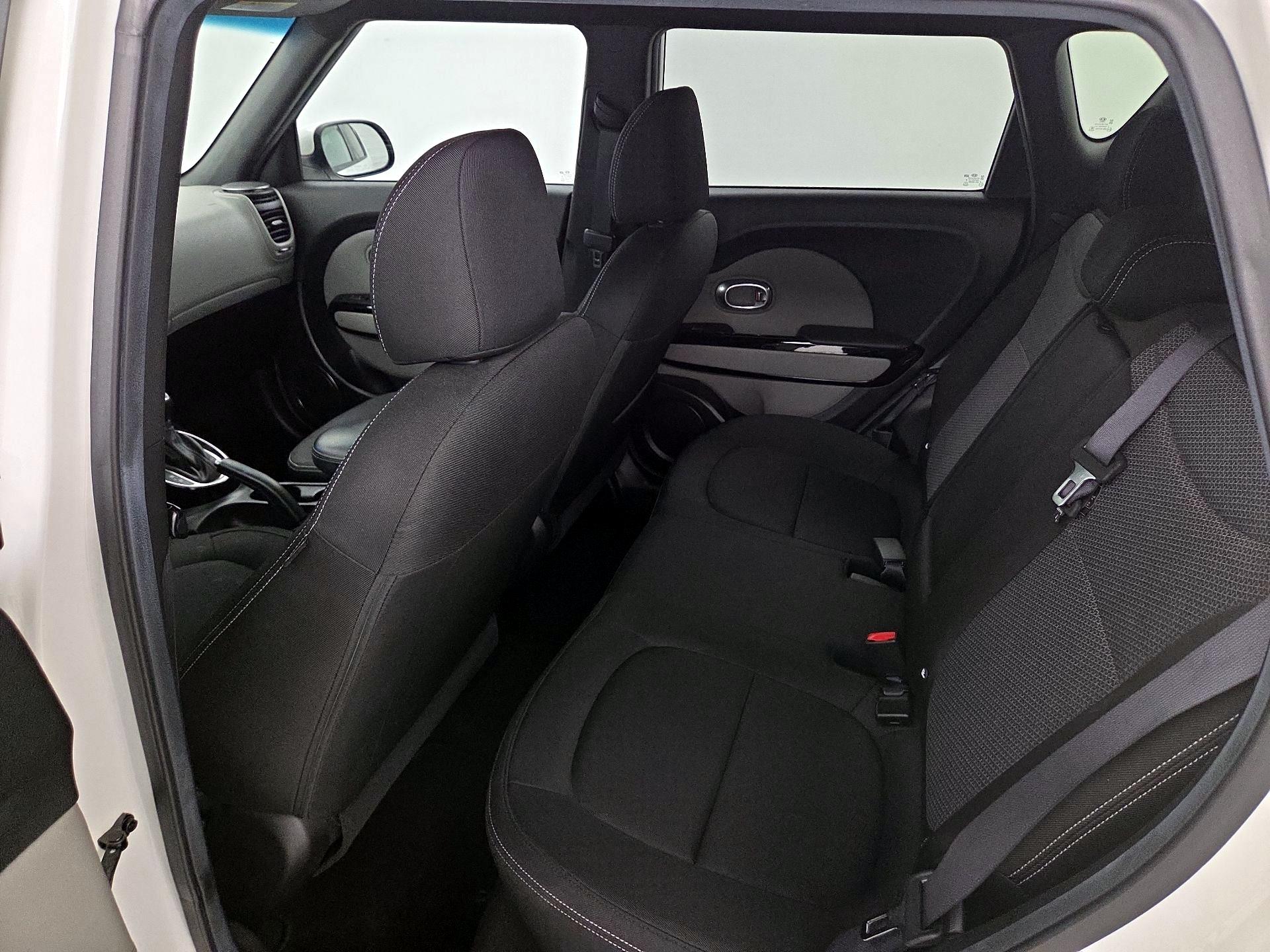 Thumbnail: 2017 Kia Soul - 20