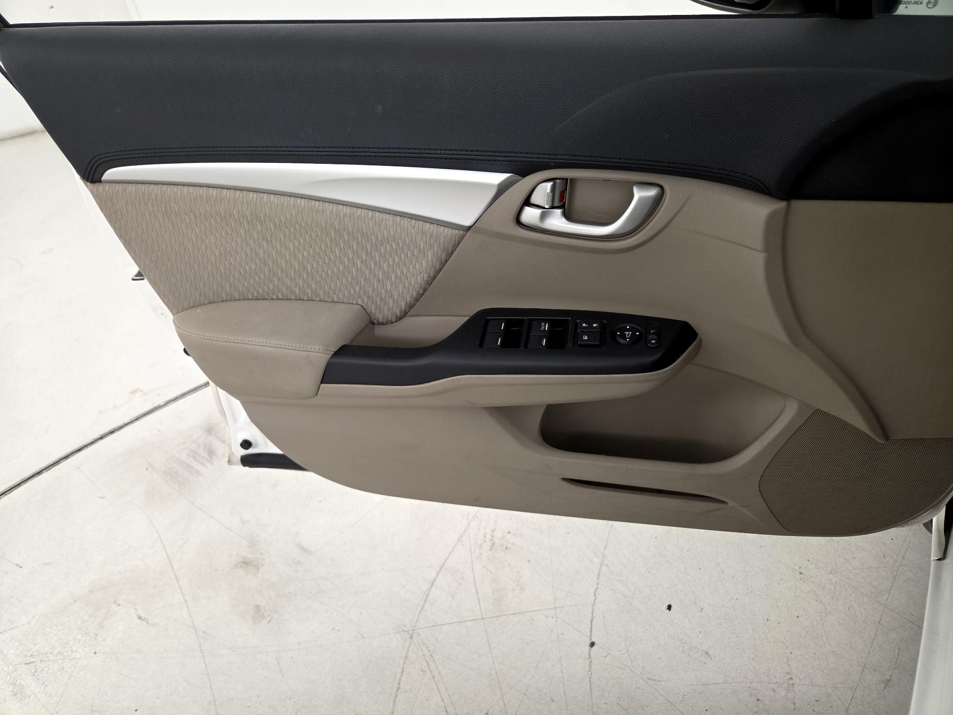 Thumbnail: 2014 Honda Civic - 12