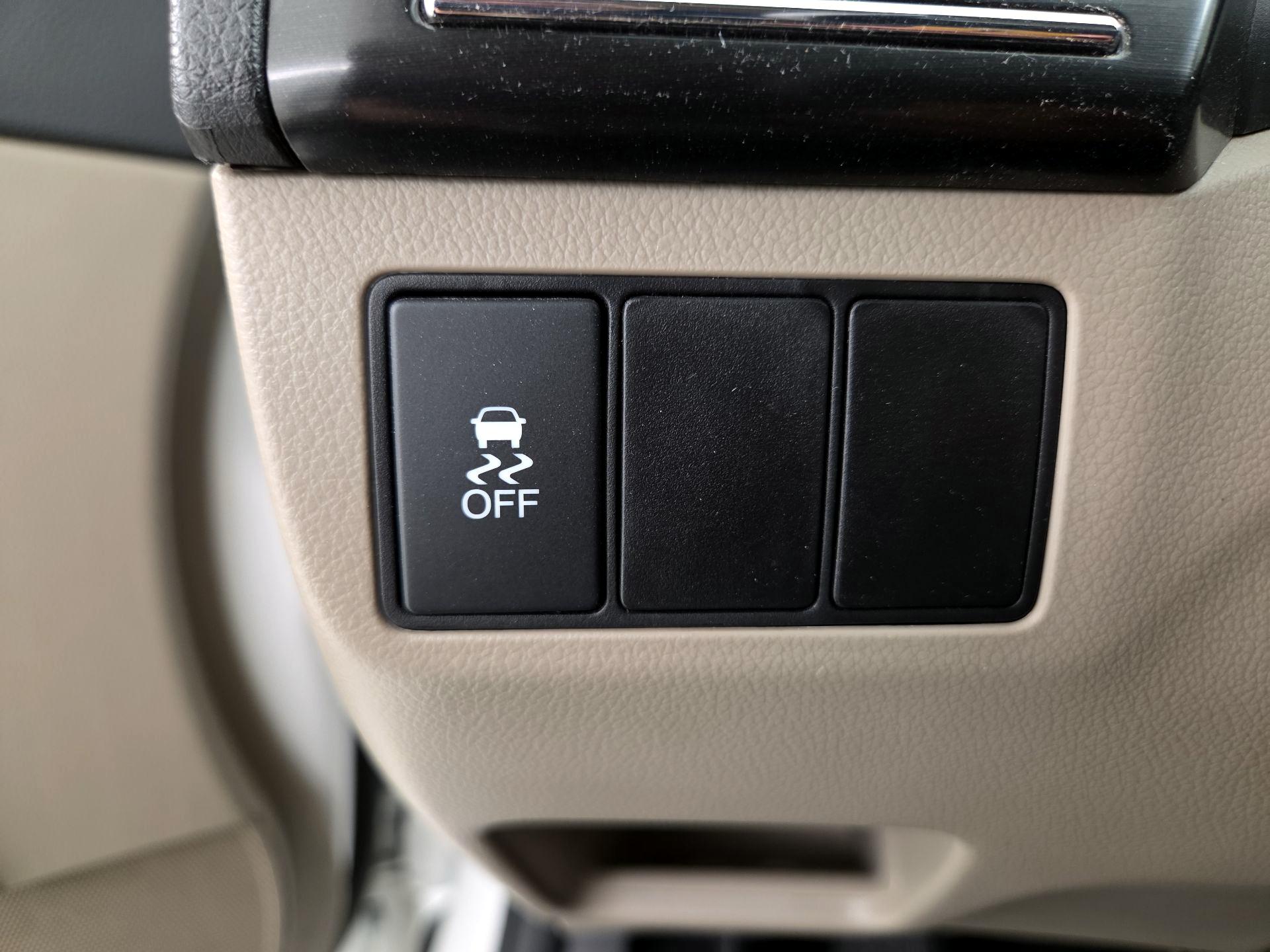 Thumbnail: 2014 Honda Civic - 13