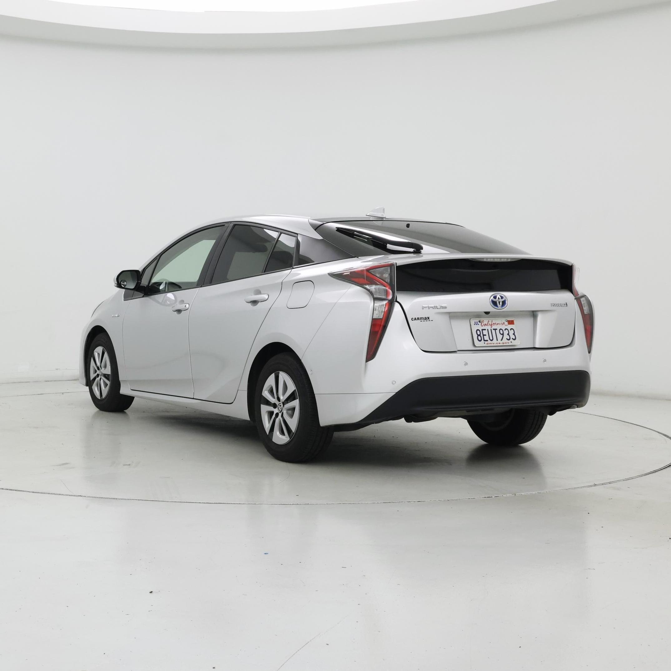 Thumbnail: 2018 Toyota Prius - 2